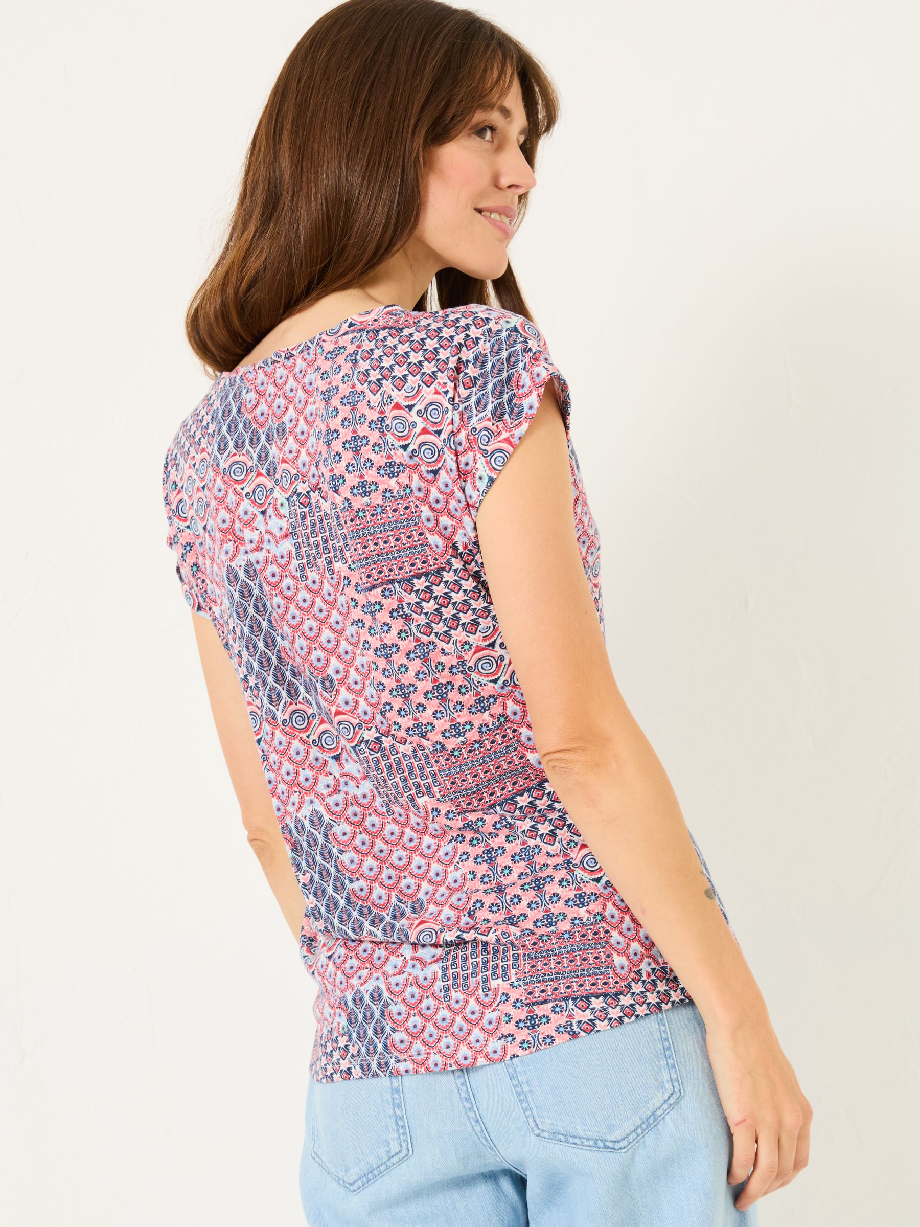 Ivy Ivory Geo Patch T-Shirt - Image 2 of 9
