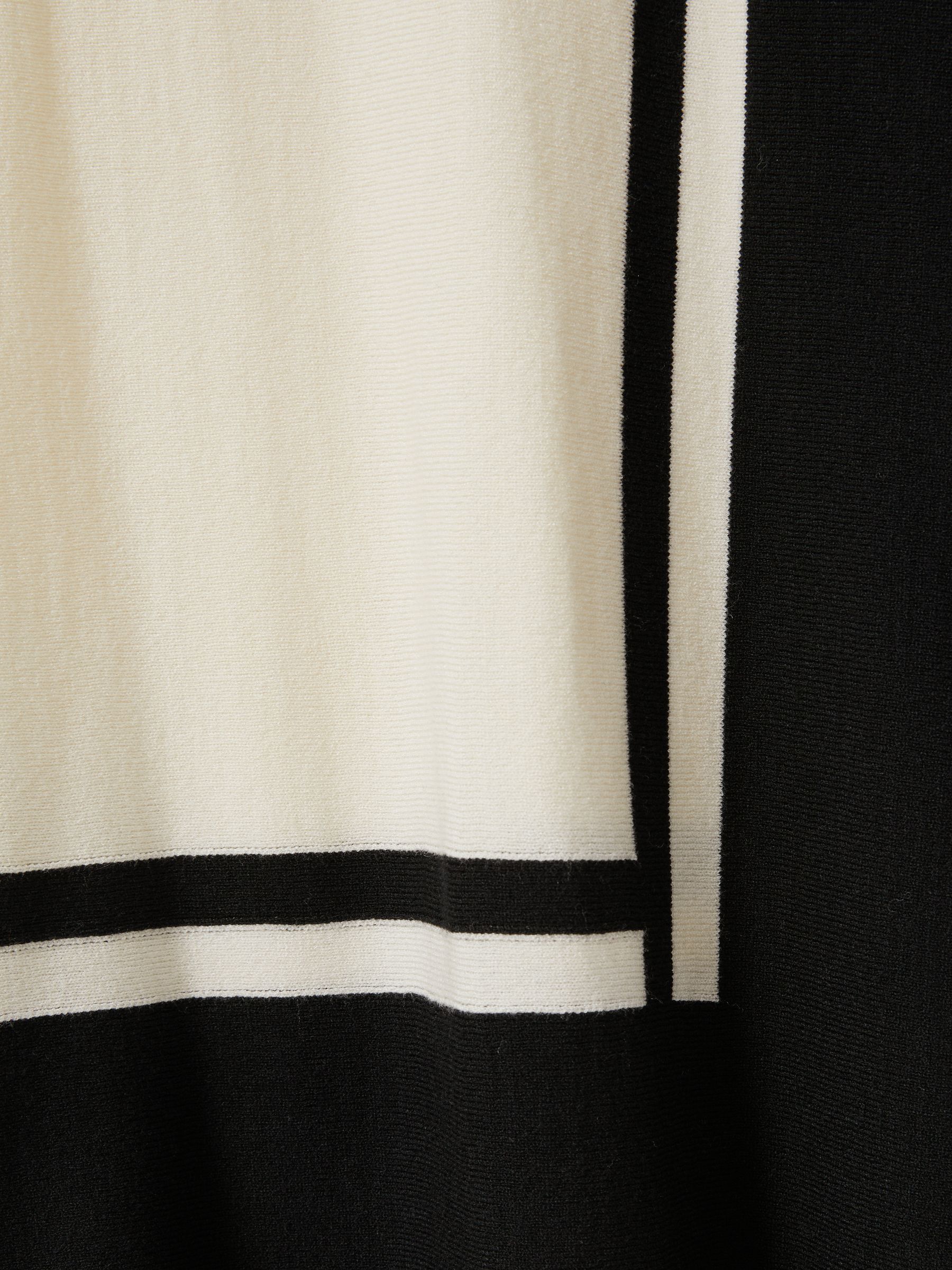 Colourblock Roll Neck Split Hem Jumper in Cream/Black - Image 6 of 6