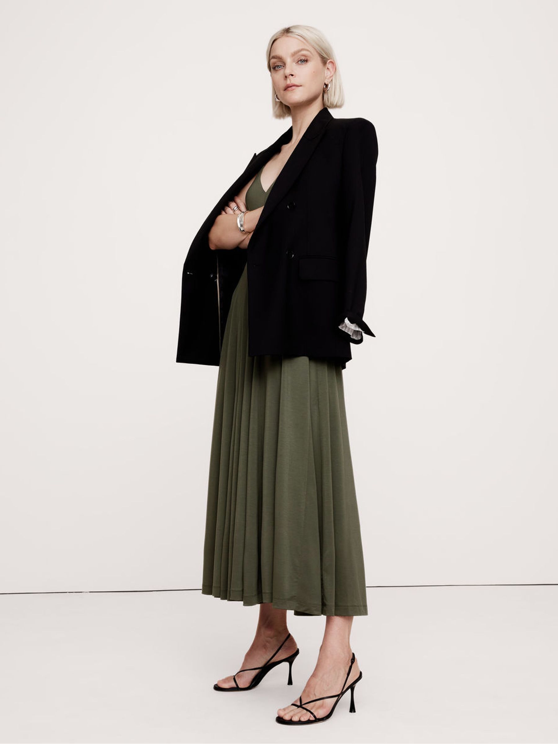 Banana Republic Khaki Green Drapey Jersey Godet Maxi Dress - Image 3 of 4
