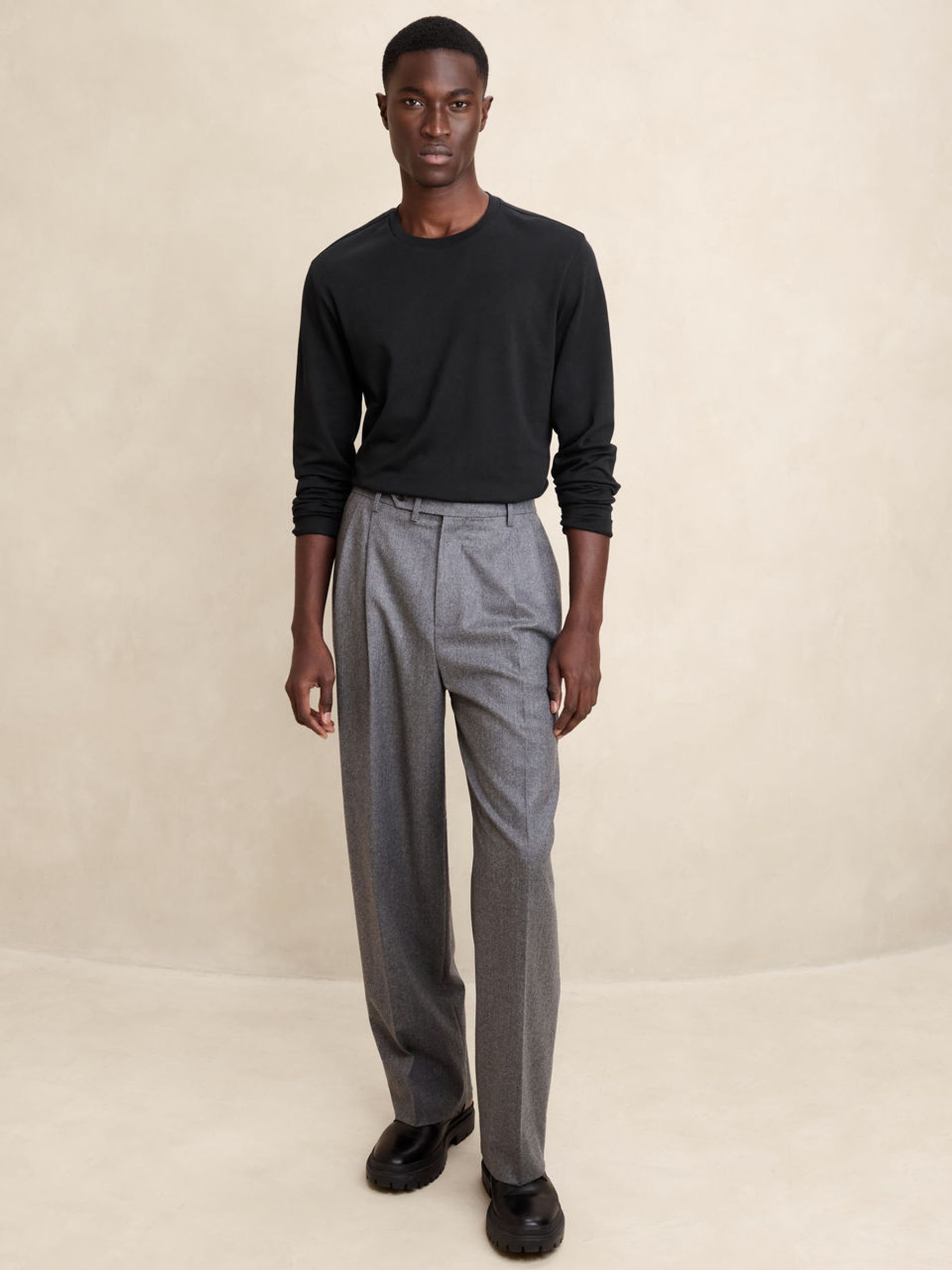 Banana Republic Black Long Sleeve T-Shirt - Image 1 of 1