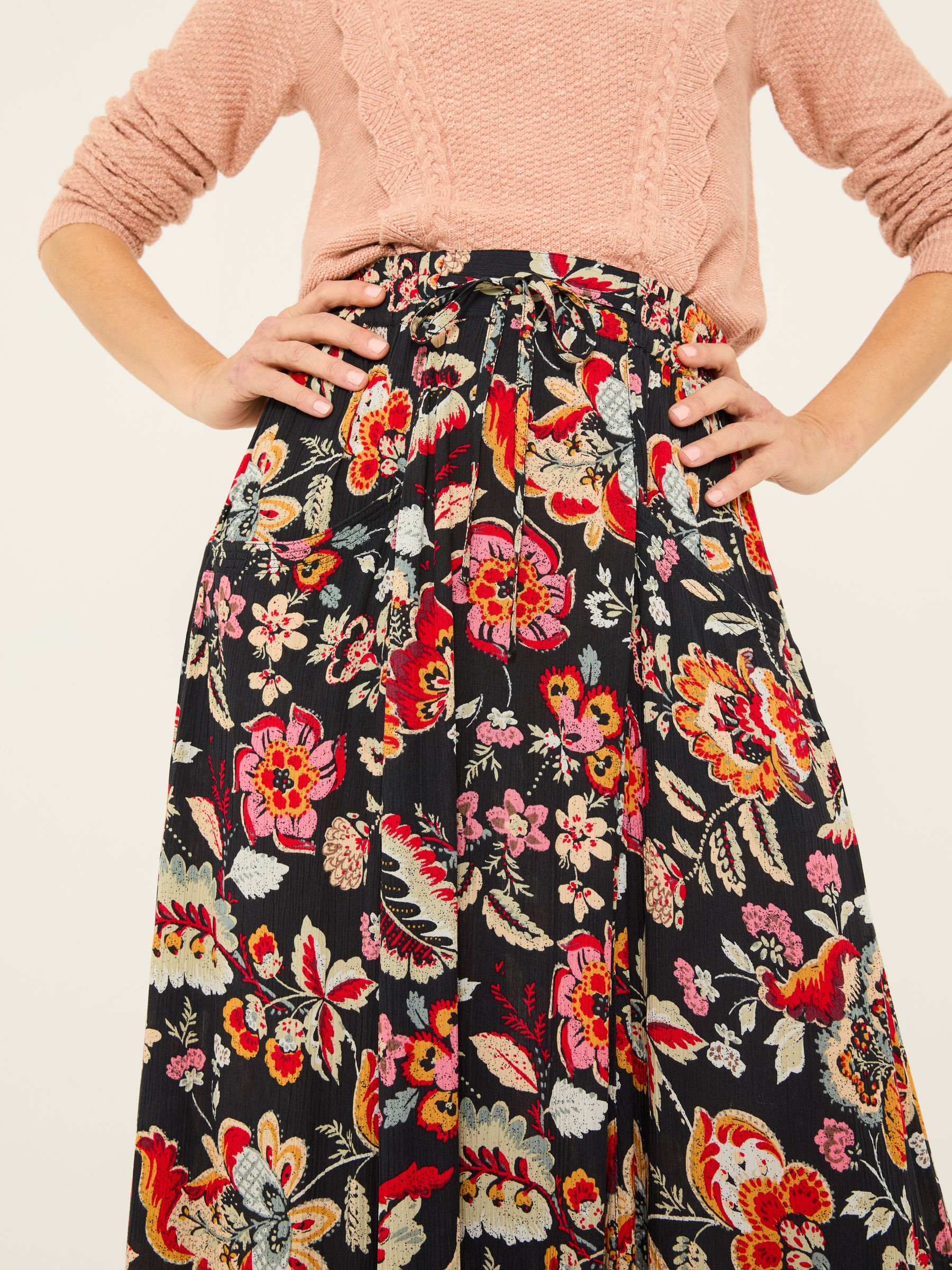 Black Suki Midi Skirt - Image 4 of 9