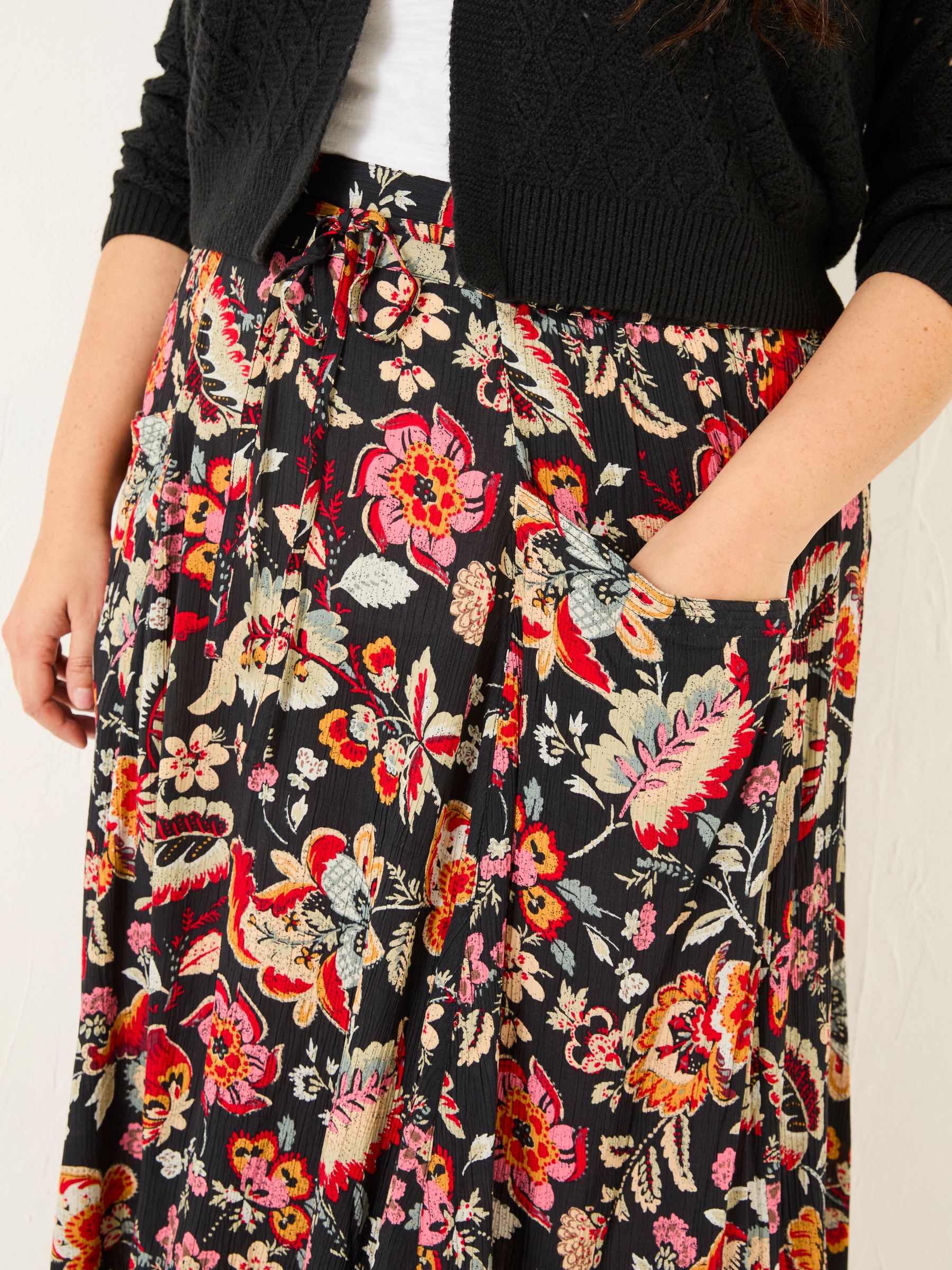 Black Suki Midi Skirt - Image 8 of 9