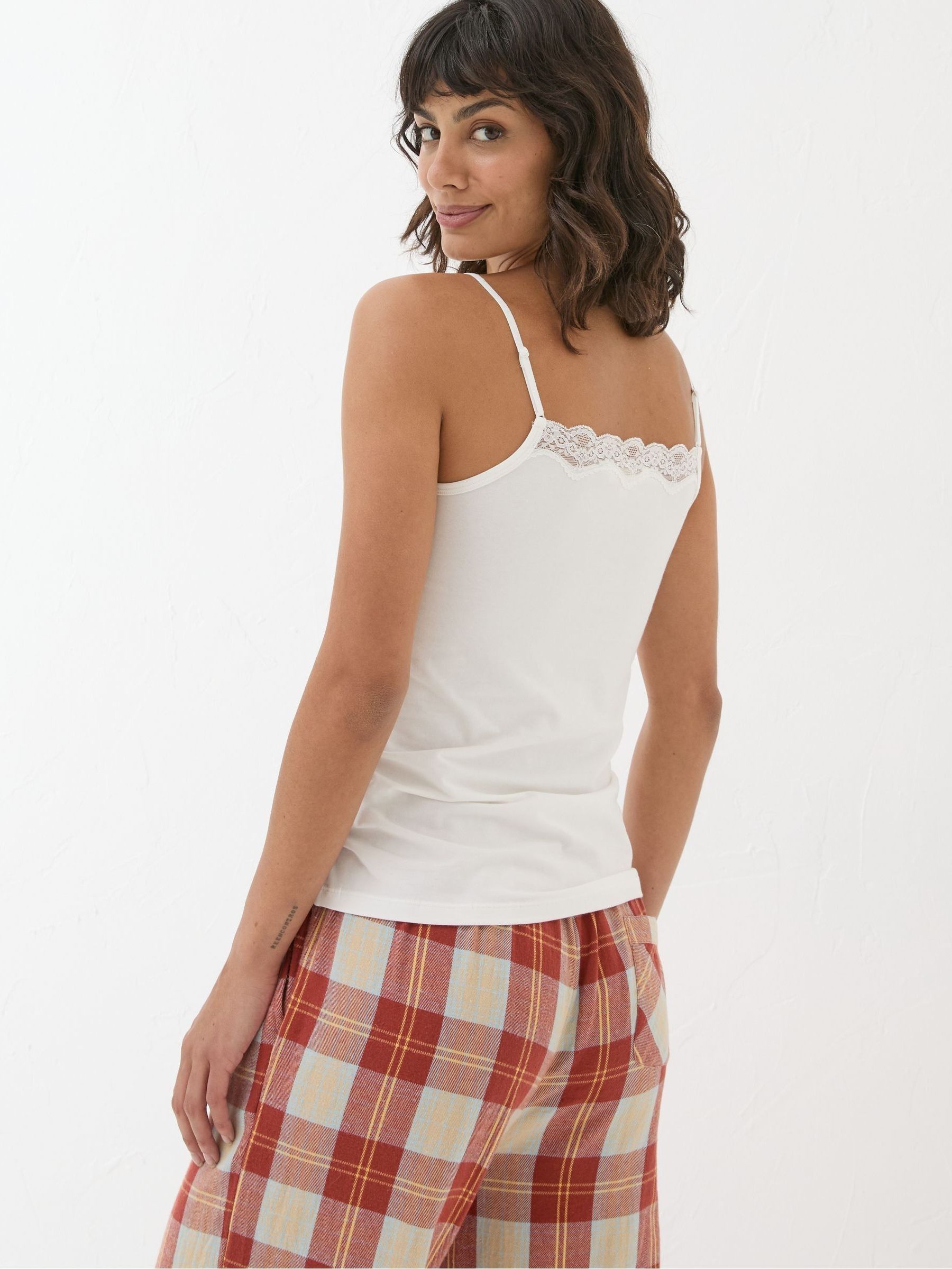White V-Neck Vest - Image 2 of 5