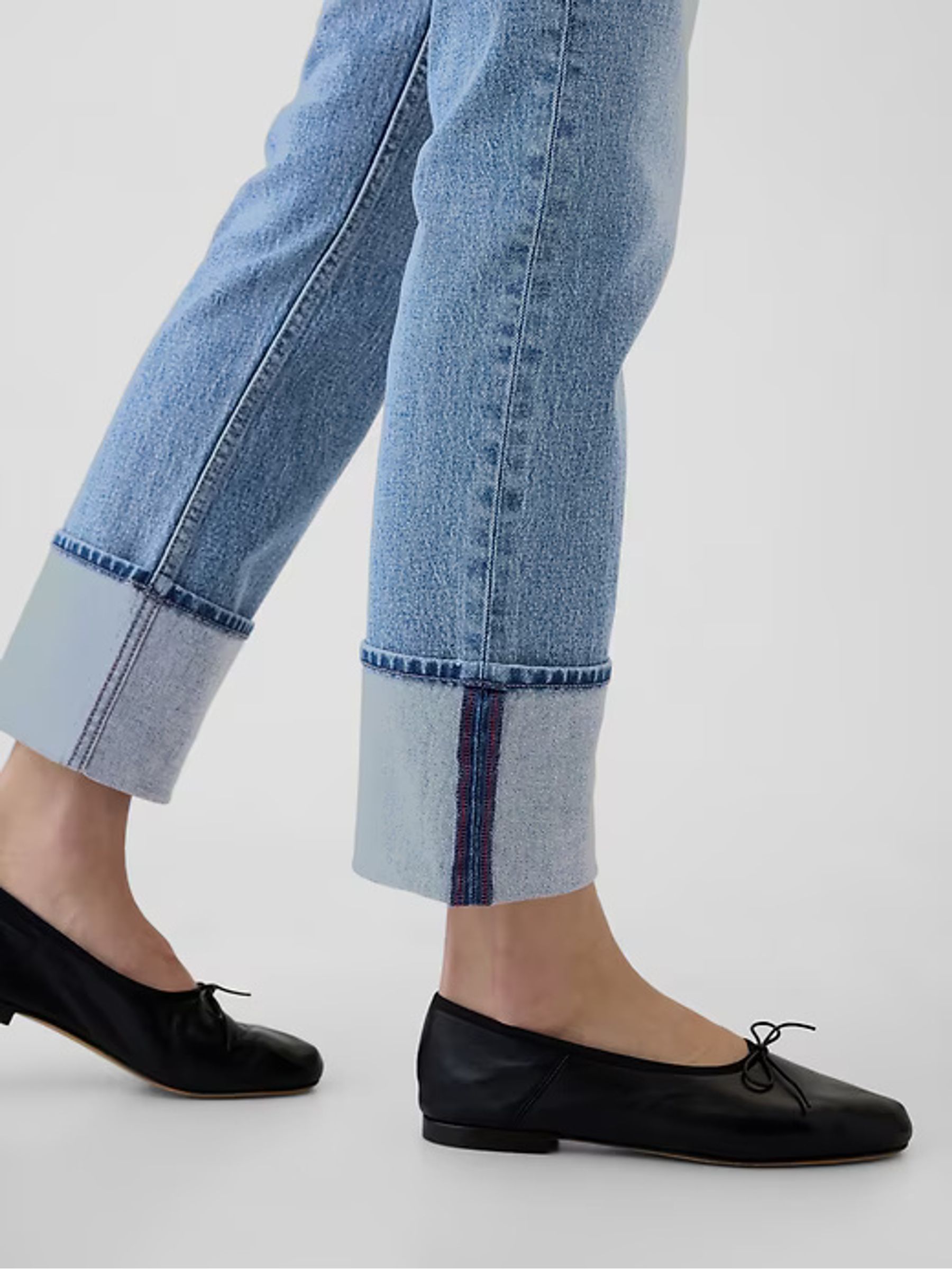 Light Blue Cuffed High Waisted 90s Straight Jeans - Image 8 of 9