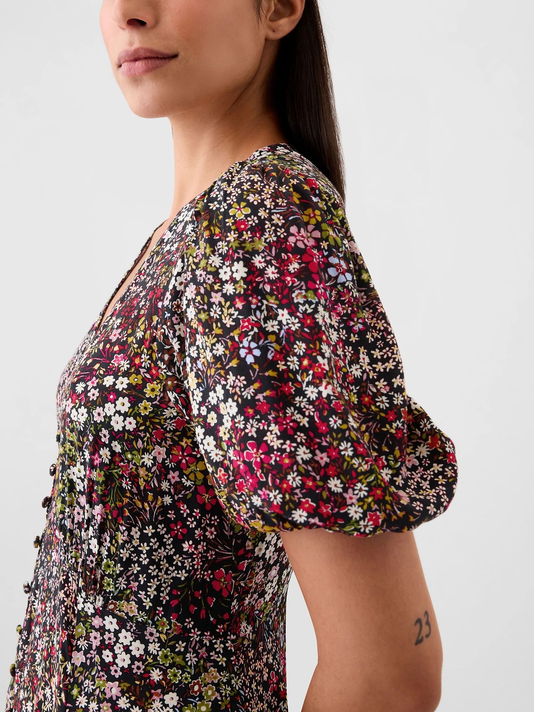 Black Floral Puff Sleeve Midi Dress - Image 5 of 5