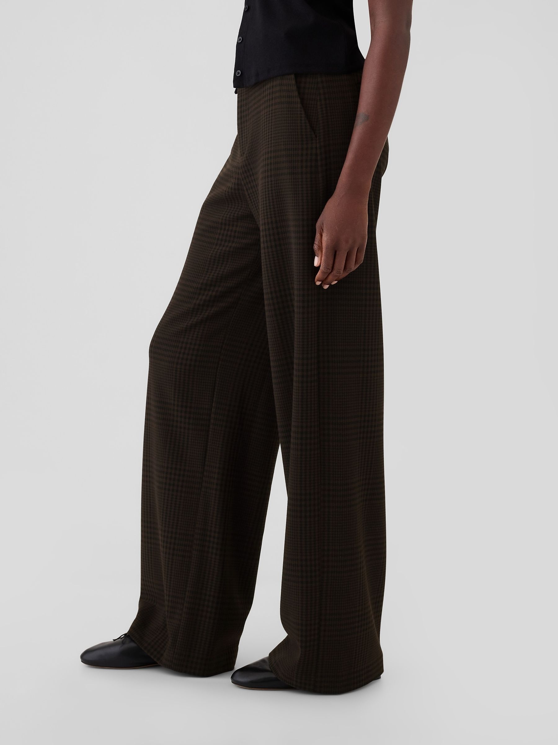 Brown 365 High Waisted Brushed Twill Pleated Taper Trousers - Image 4 of 5