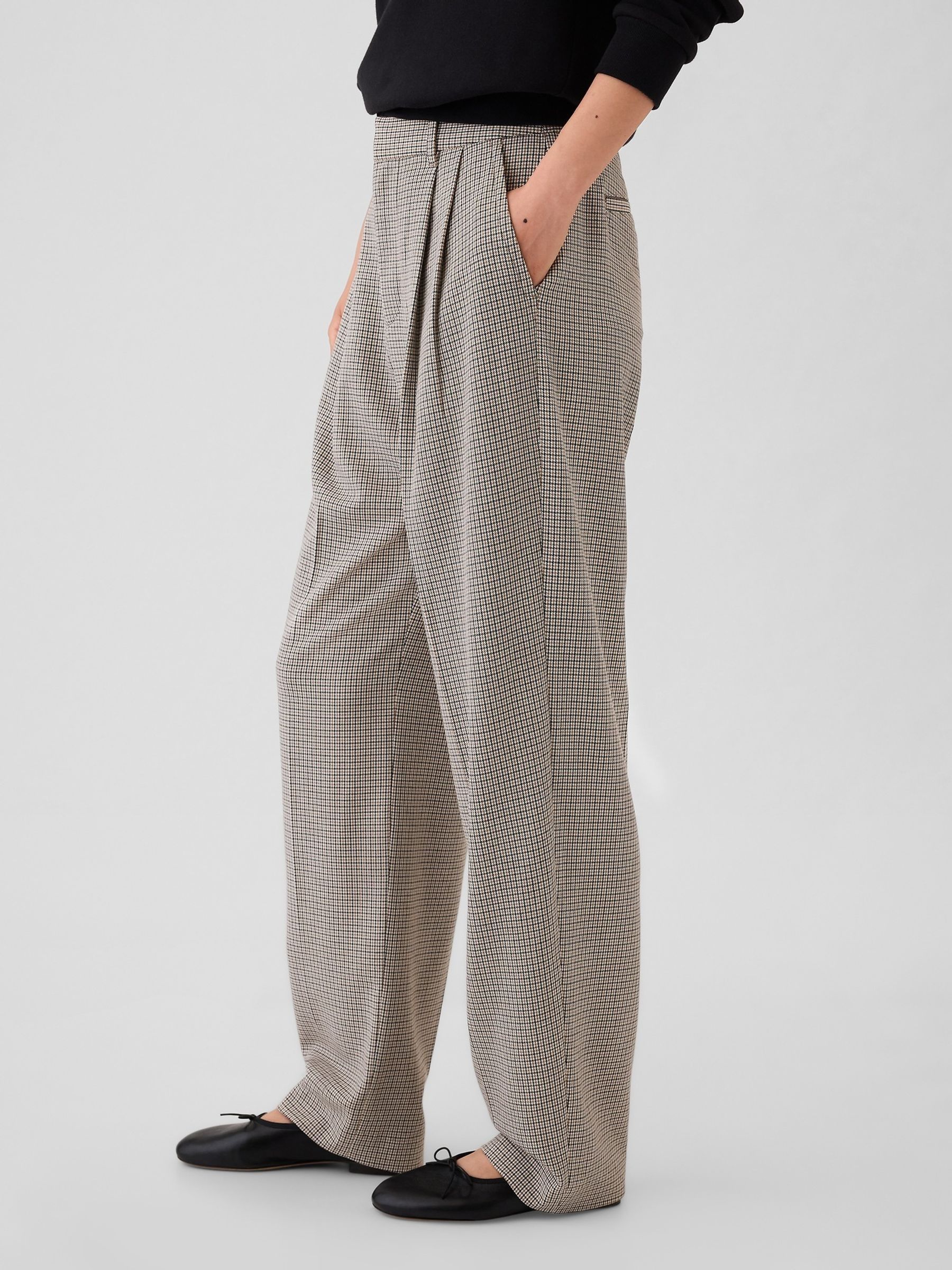 Light Grey Everyday High Waisted Brushed Twill Pleated Taper Trousers - Image 4 of 5
