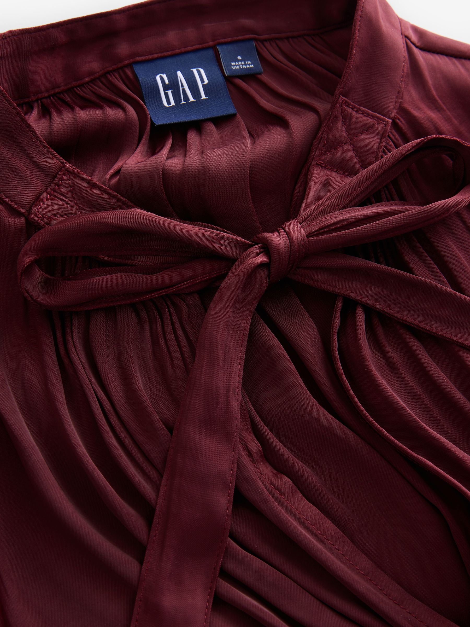 Red Long Sleeve Satin Midi Dress - Image 3 of 3