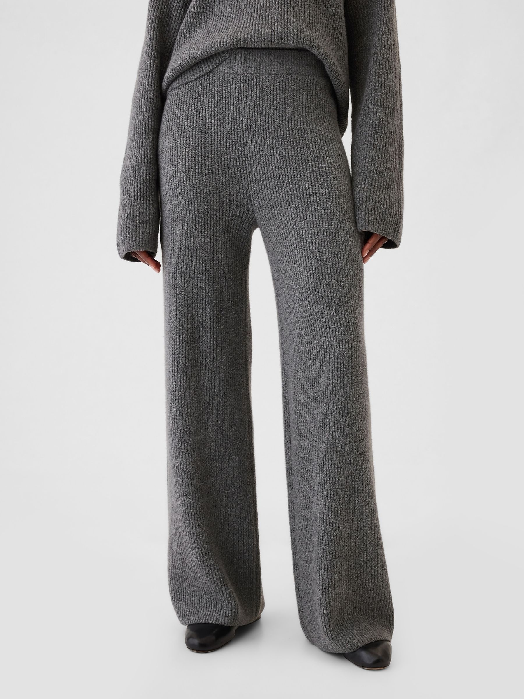 Grey CashSoft Shaker-Stitch Knit Trousers - Image 2 of 5