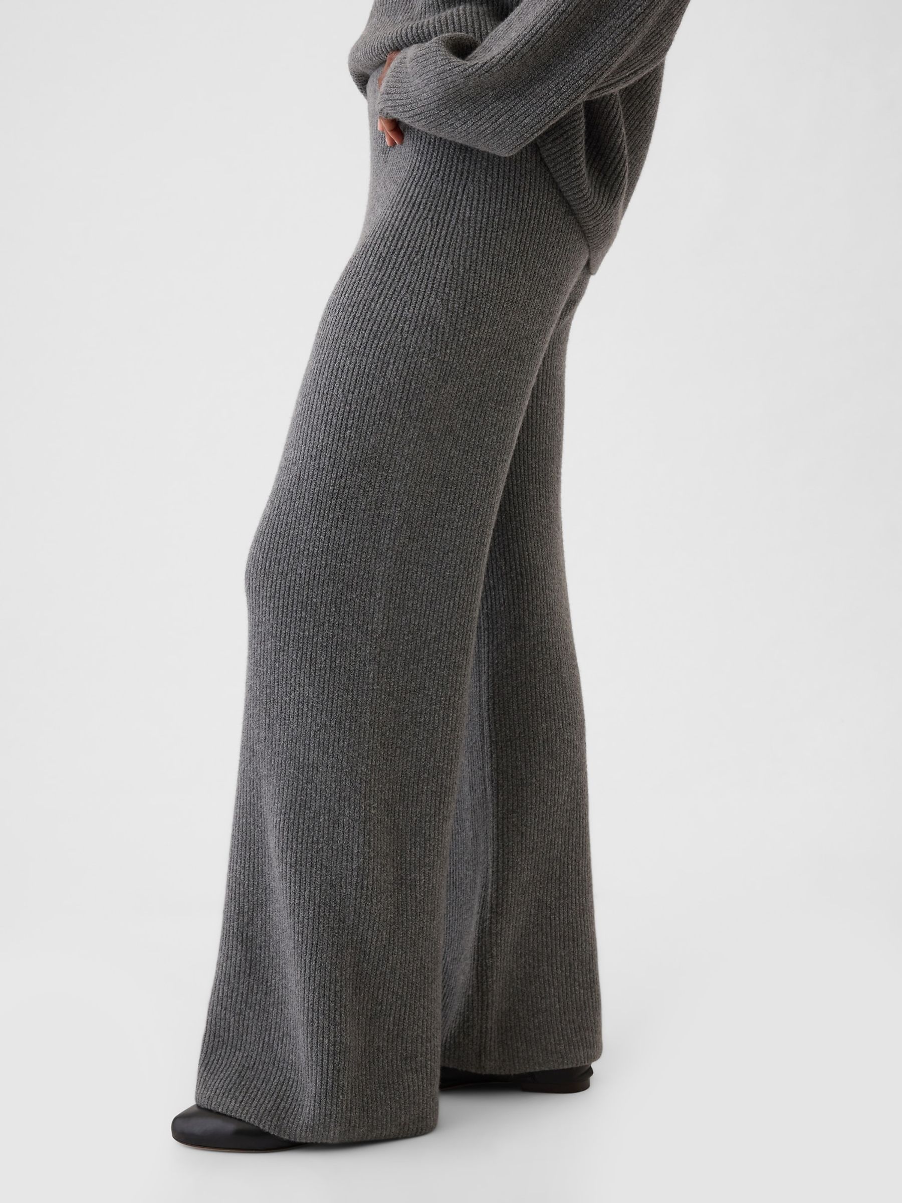 Grey CashSoft Shaker-Stitch Knit Trousers - Image 3 of 5