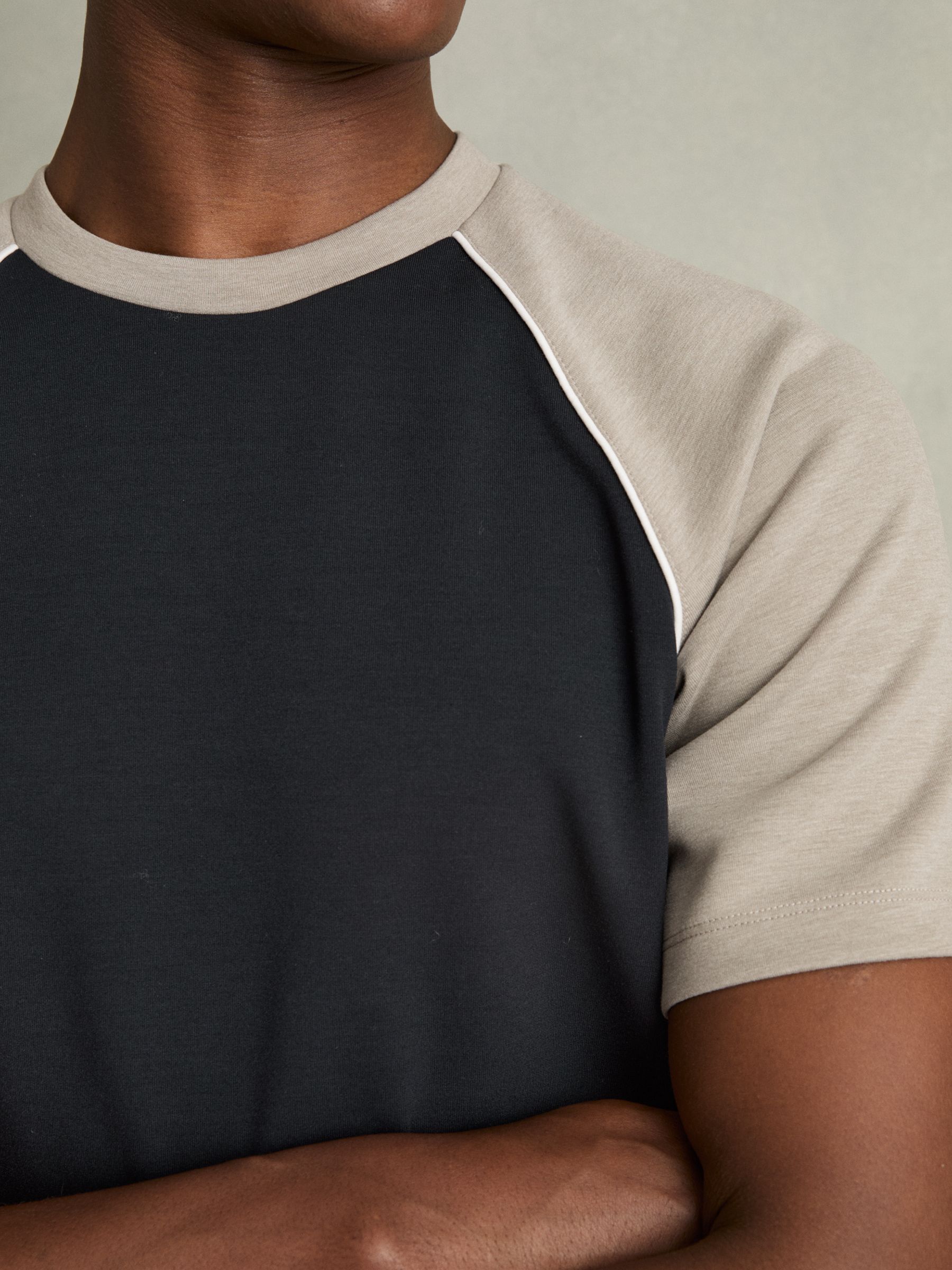 Interlock-Jersey Colour-Block T-Shirt in Navy/Taupe - Image 4 of 6