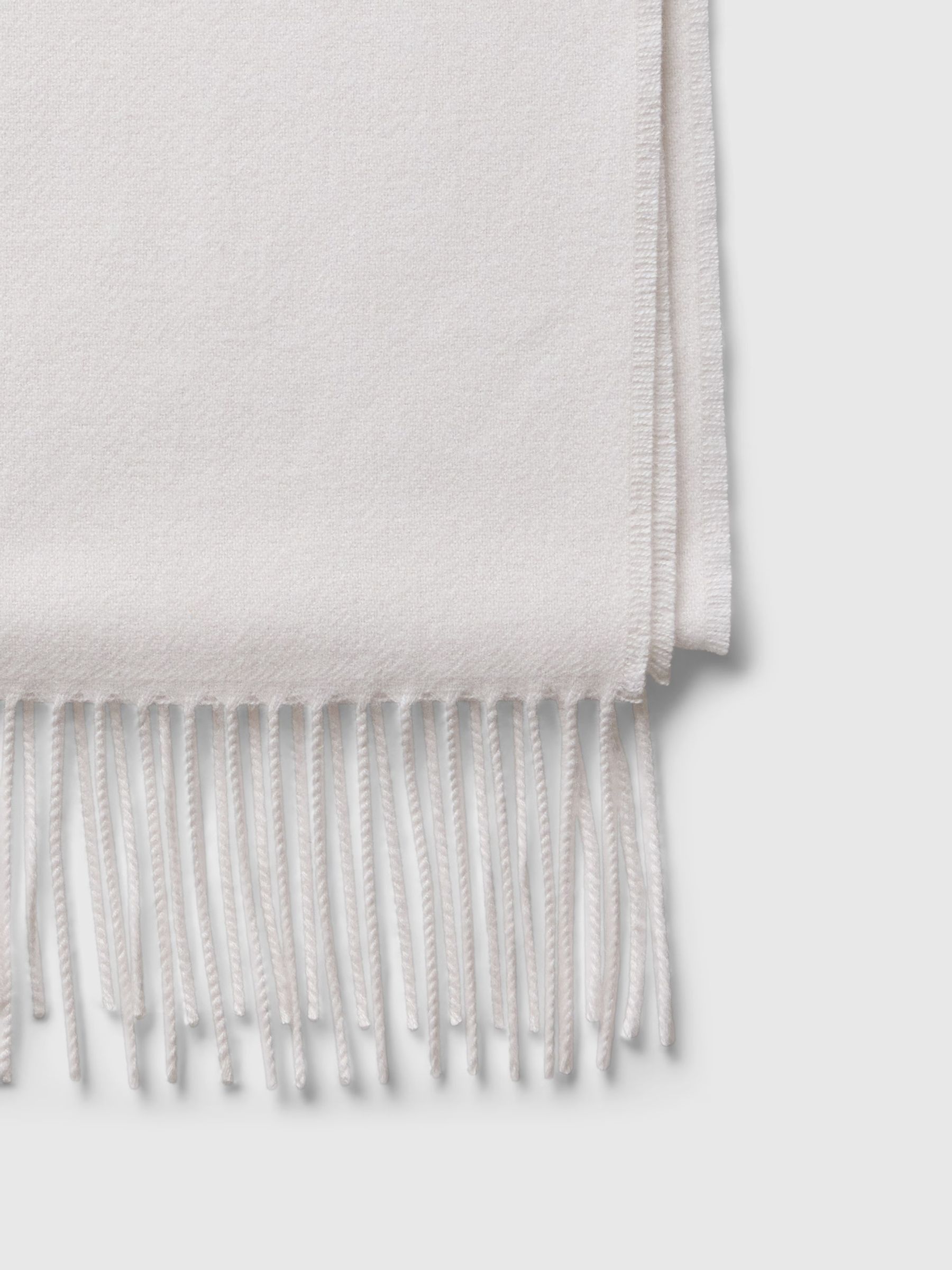 White Adults Cotton Knit Beret - Image 3 of 3