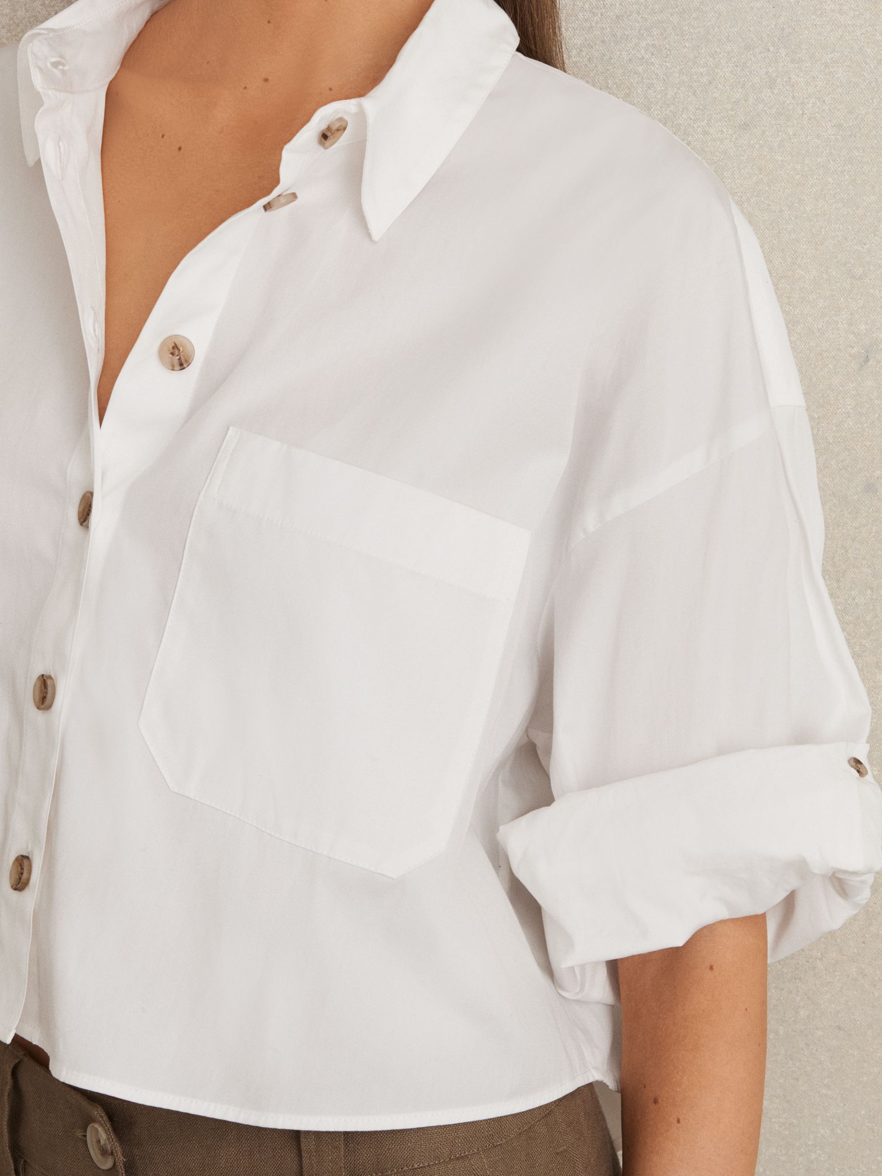 Cropped Cotton Shirt in White - Image 4 of 6