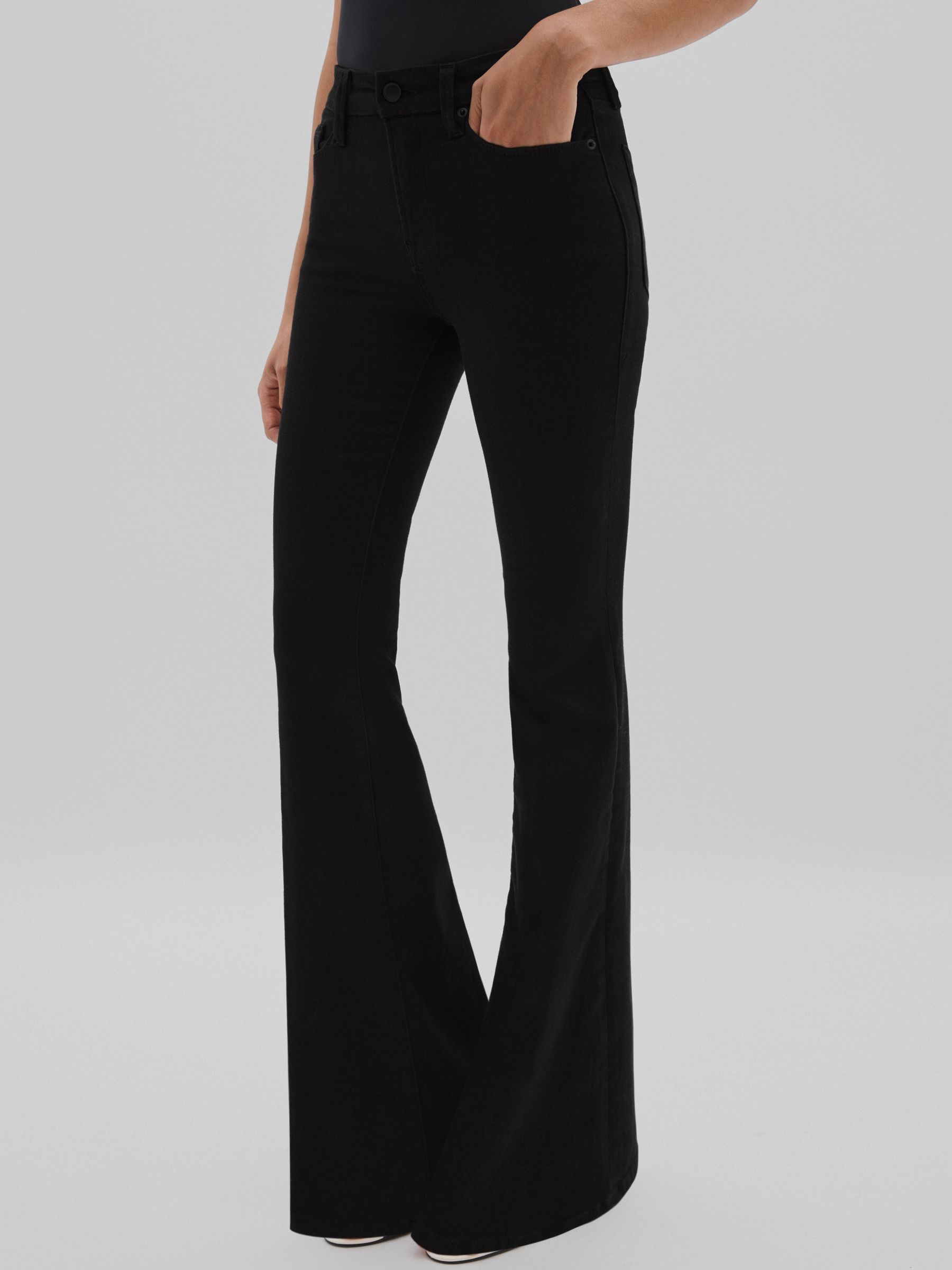 Good American Flared Jeans in Black - Image 3 of 6