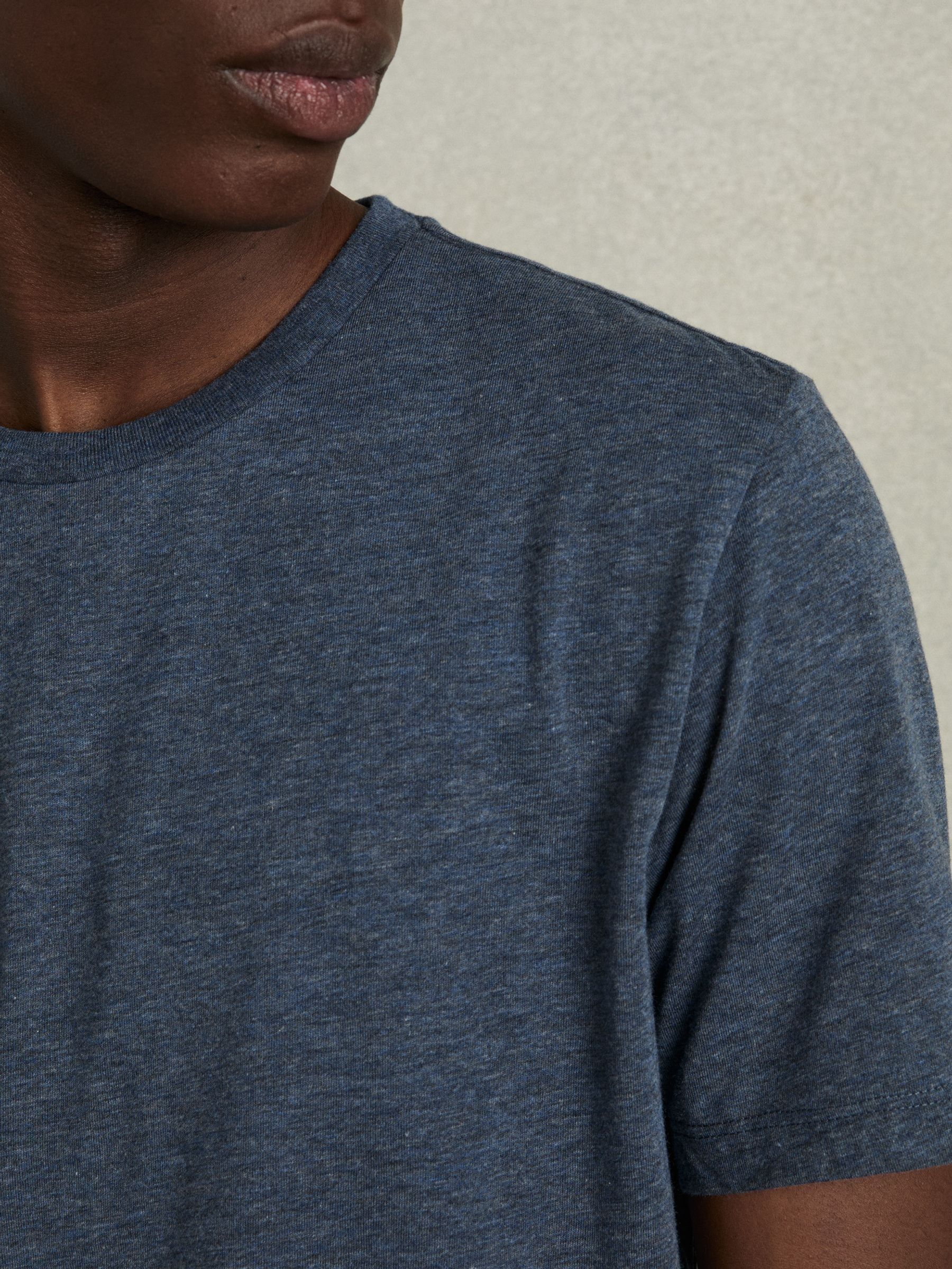 3 Pack Of Crew Neck T-Shirts in Airforce Blue Multi - Afbeelding 4 van 5