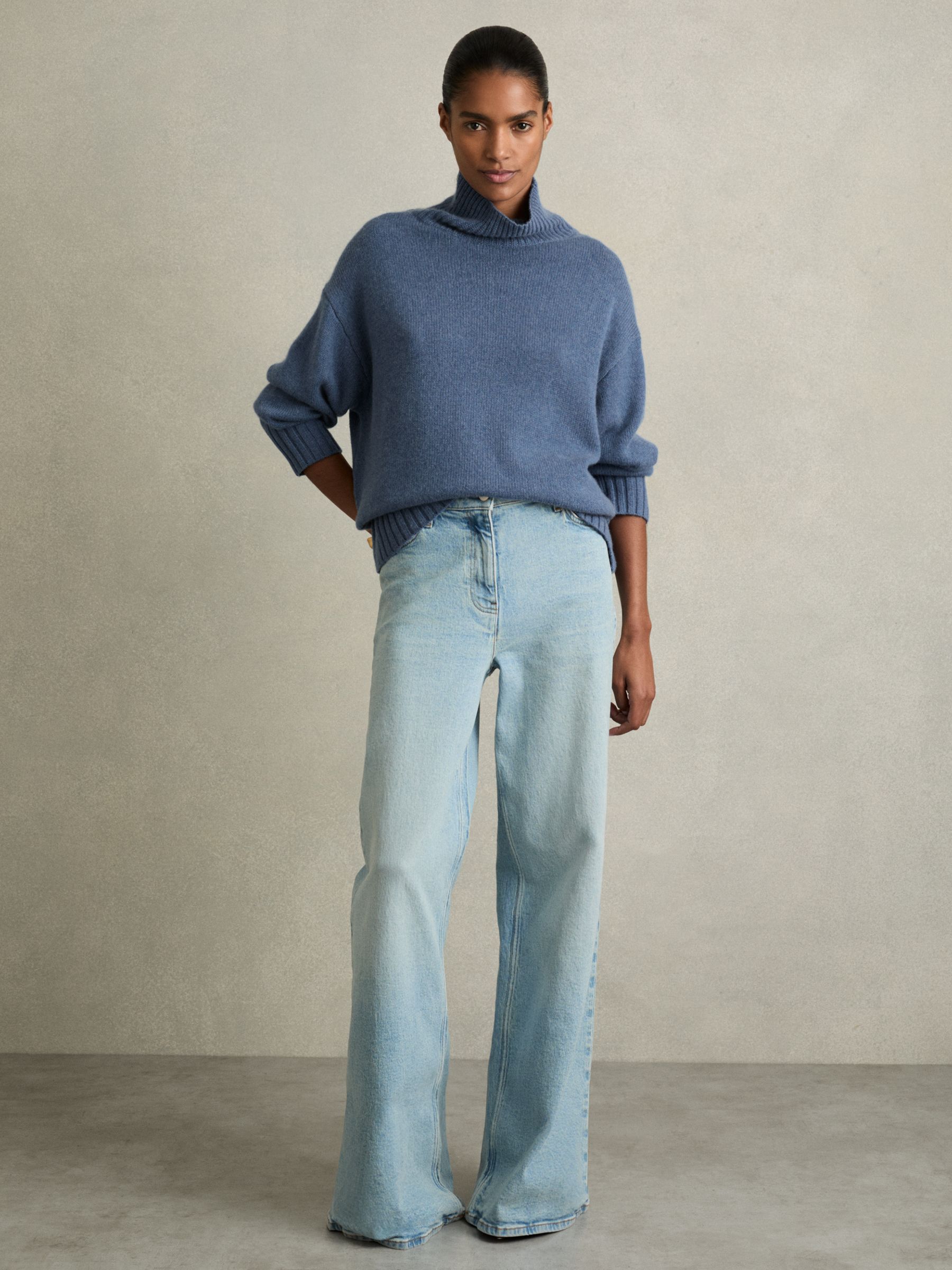 100% Cashmere Roll Neck Jumper in Blue - Image 4 of 6