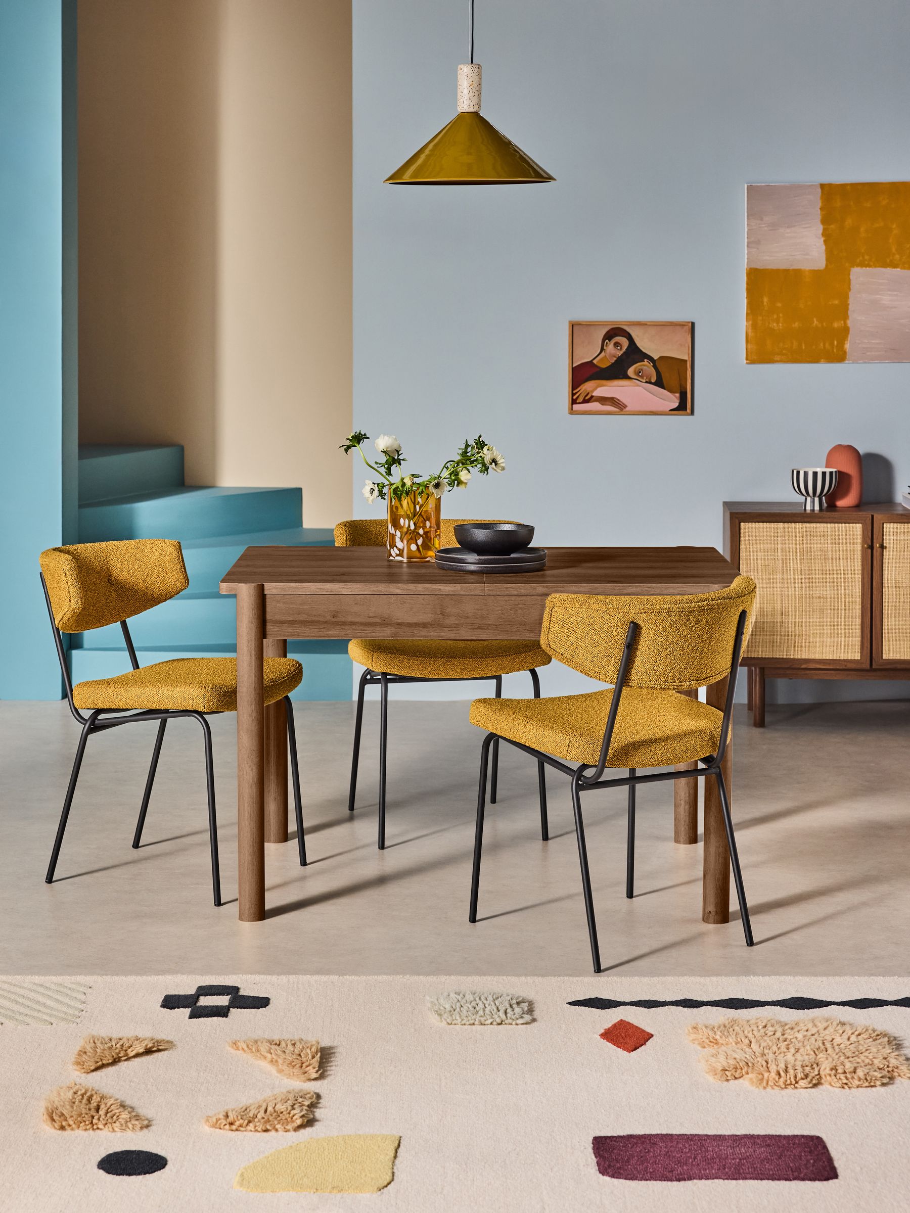Pavia 4 to 6 Seater Extending Dining Table in Dark Natural Oak Effect - Image 2 of 5