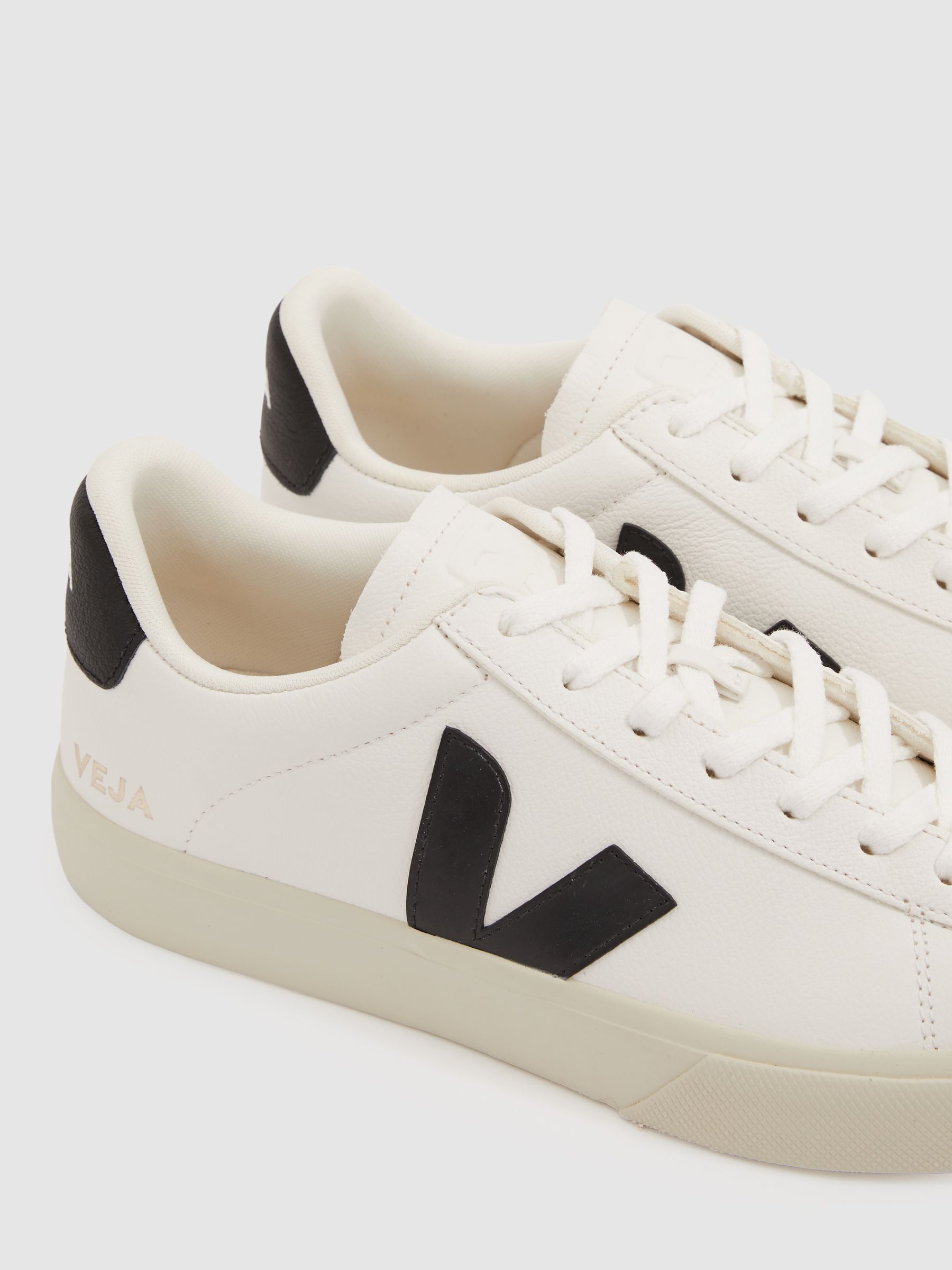 Veja Leather Suede Logo Trainers in Extra White Black - Image 3 of 4
