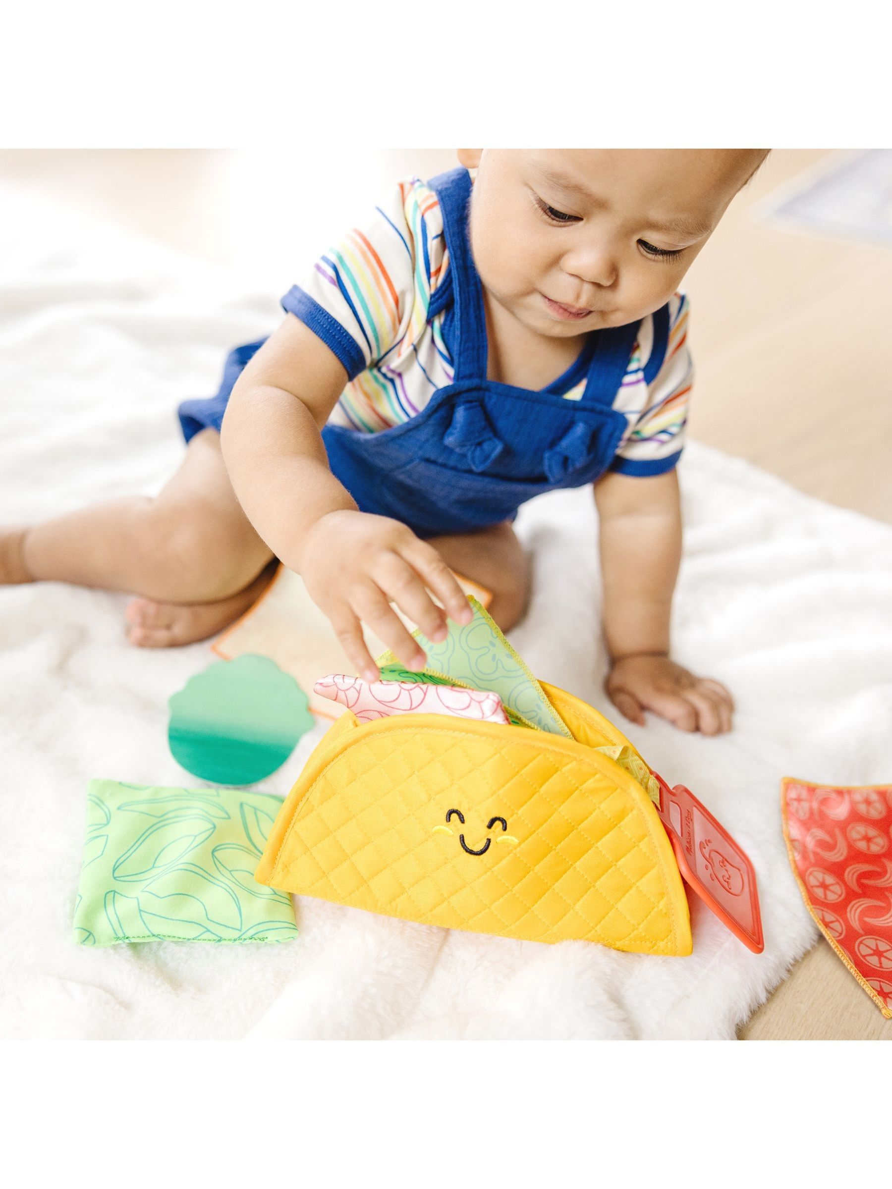 Melissa & Doug No Colour Soft Taco Fill & Spill - Image 7 of 9