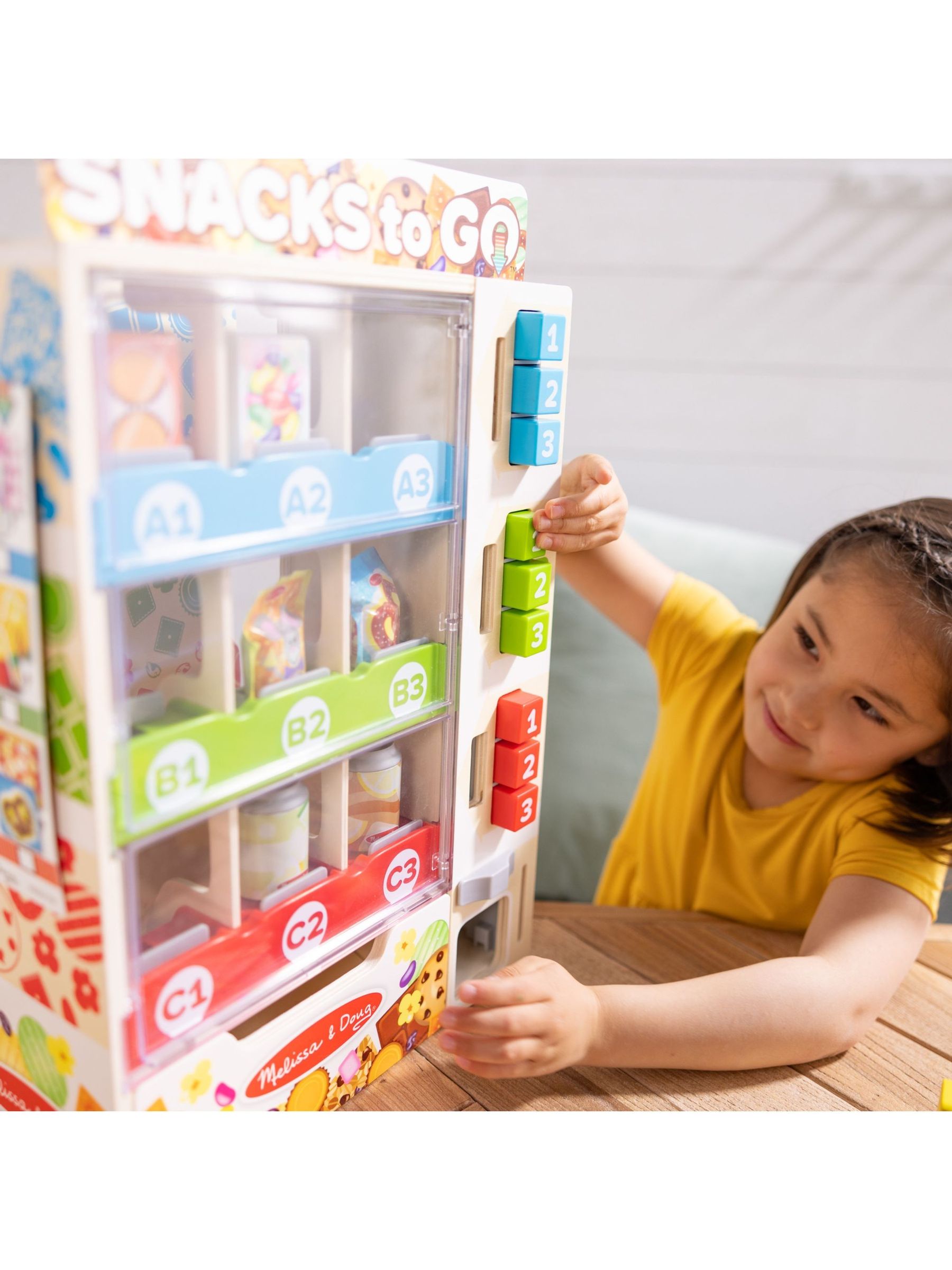 Melissa & Doug No Colour Vending Machine - Image 7 of 9