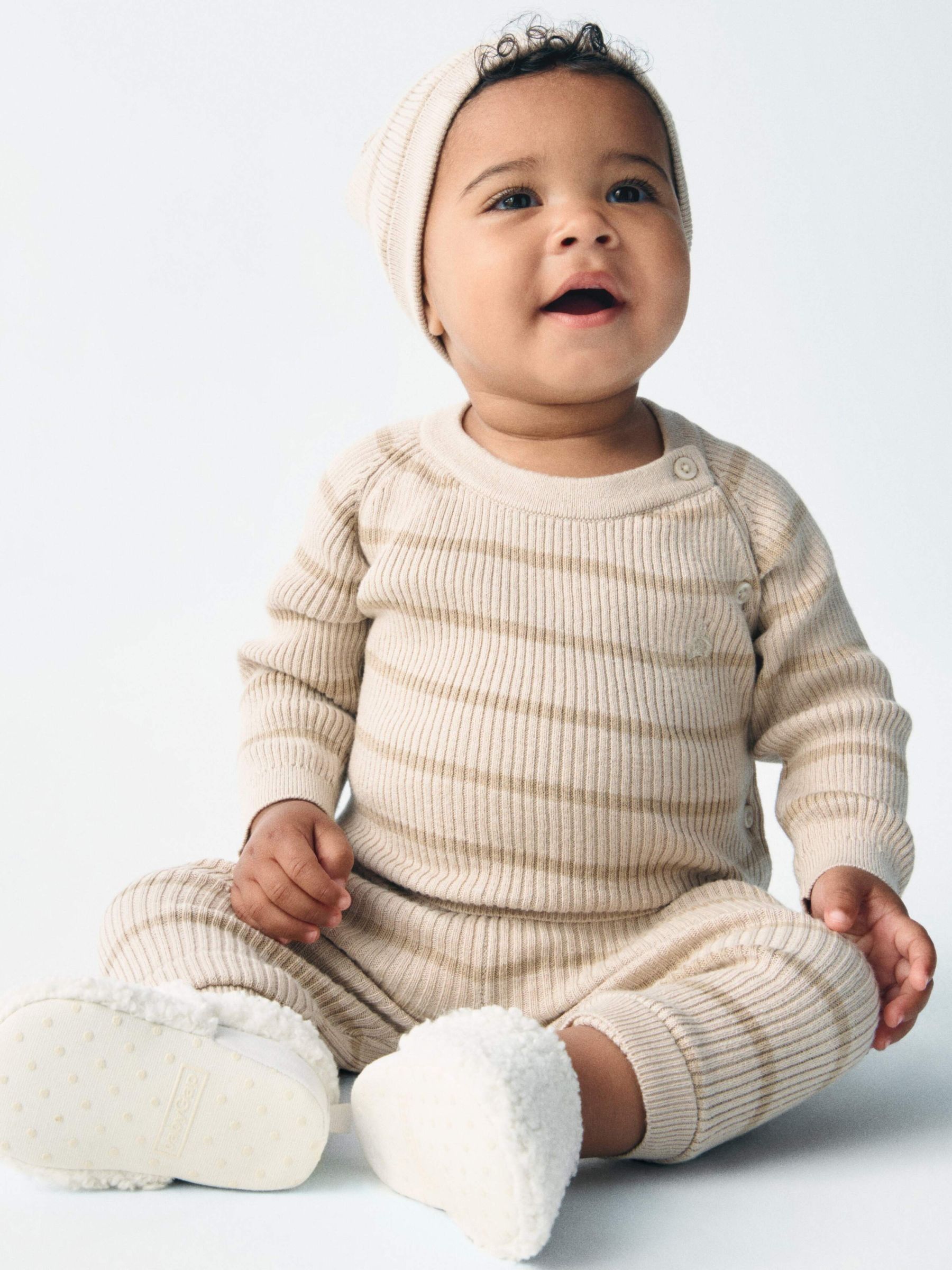 Cream Brannan Bear Wrap Jumper & Bottoms Outfit Set (Newborn-24mths) - Image 9 of 9