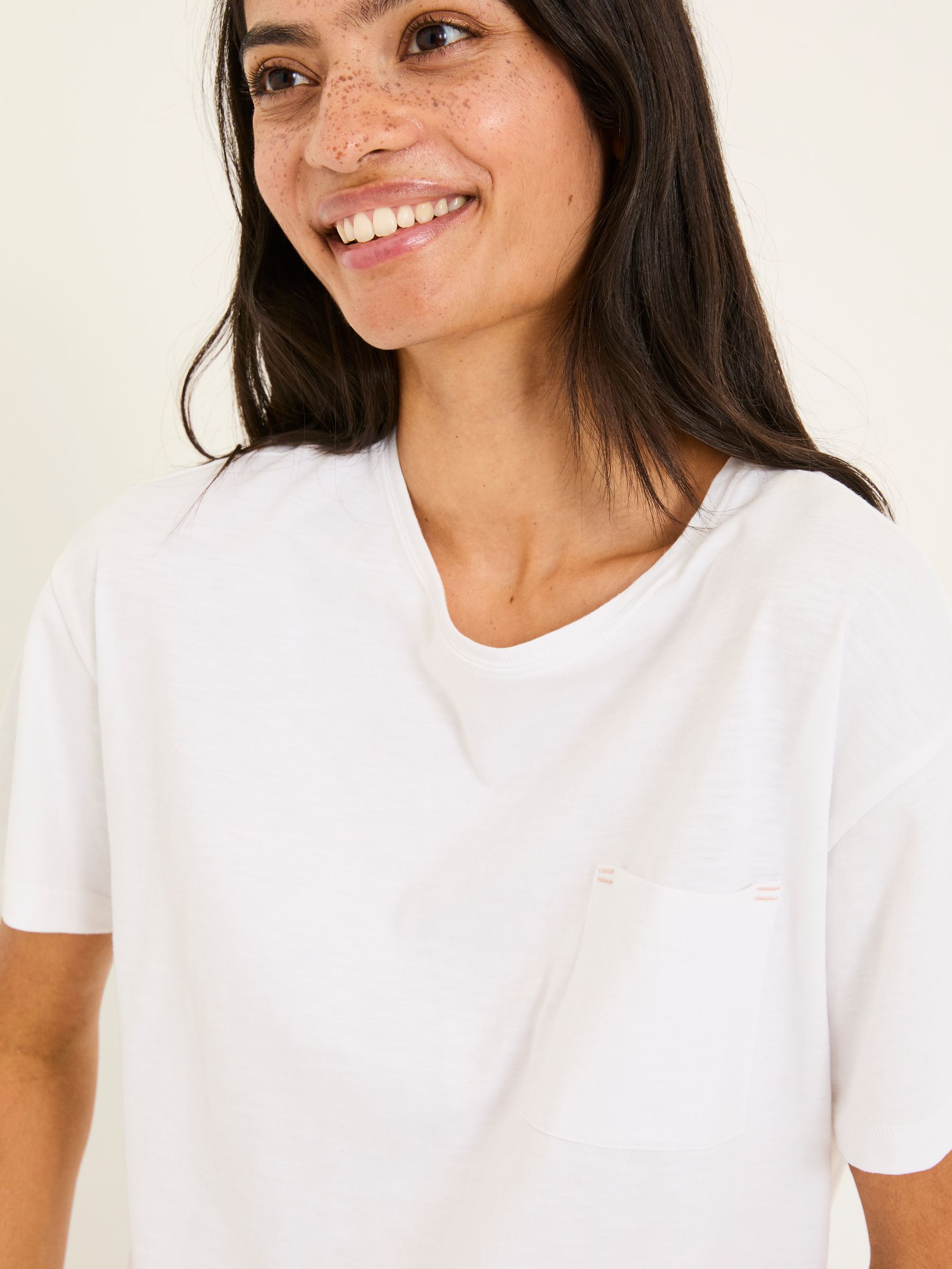 Lily White 100% Cotton T-Shirt - Image 4 of 5