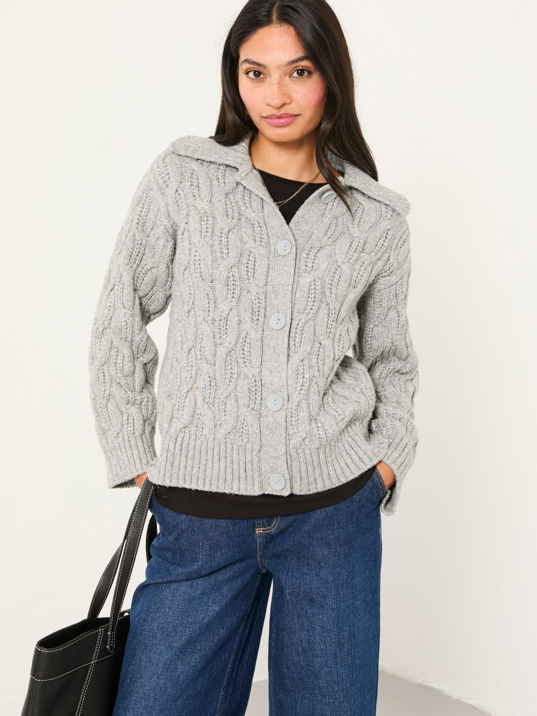 Collared Knitted Cardigan