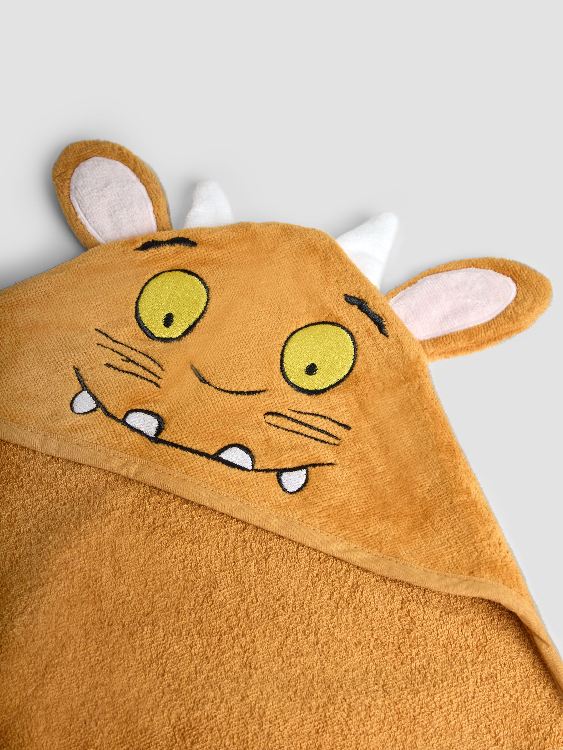 The Gruffalo's Child Baby Hooded Towel - Image 5 of 5 The Gruffalo's Child Baby Hooded Towel - Image 5 of 5