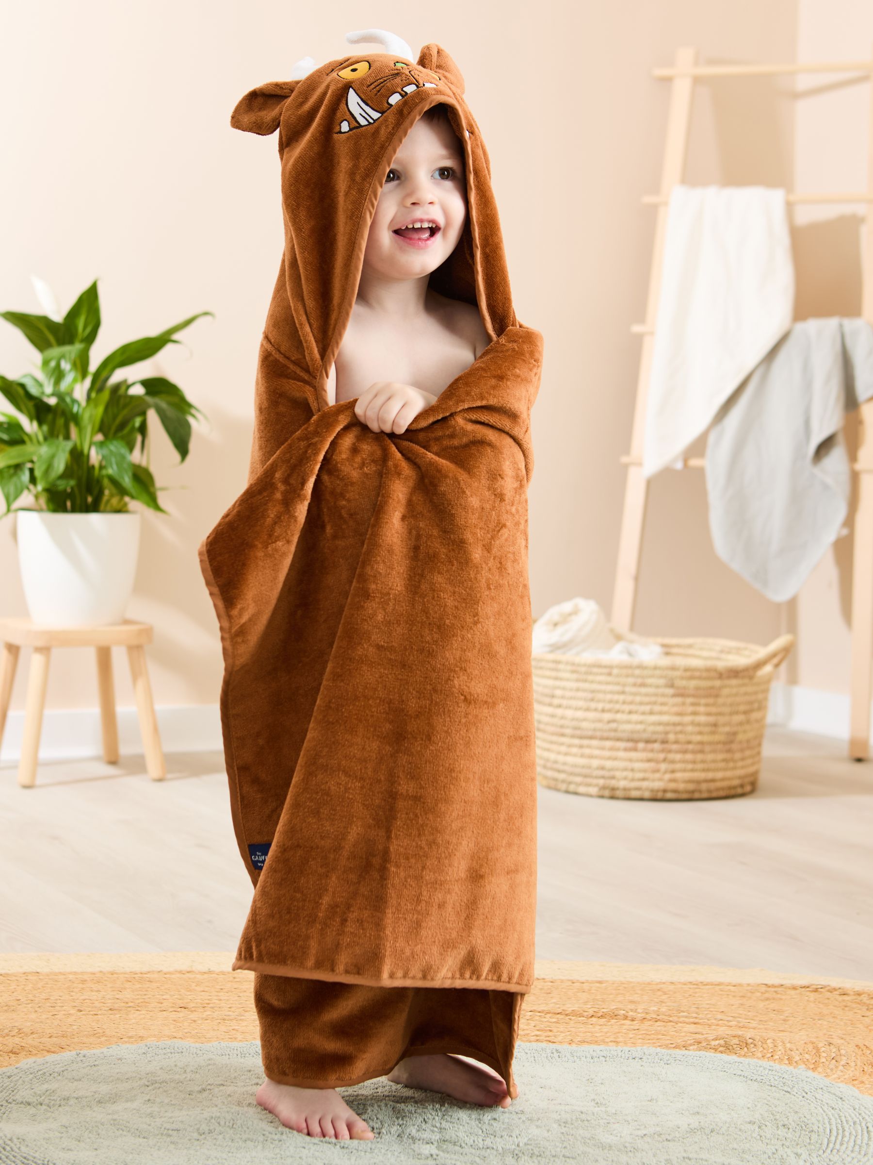 The Gruffalo Large Hooded Towel - Image 3 of 3