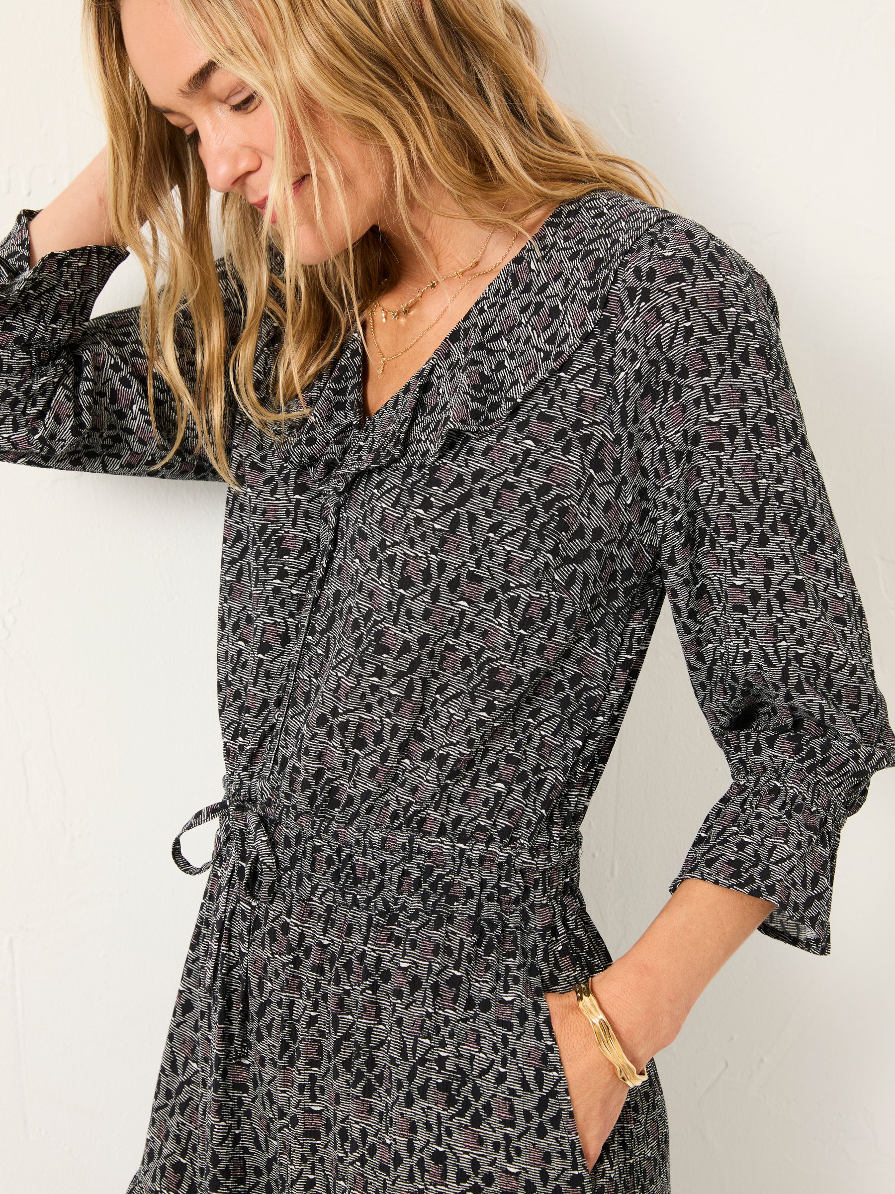 Orla Black Tapestry Floral Regular Dress - Image 5 of 7