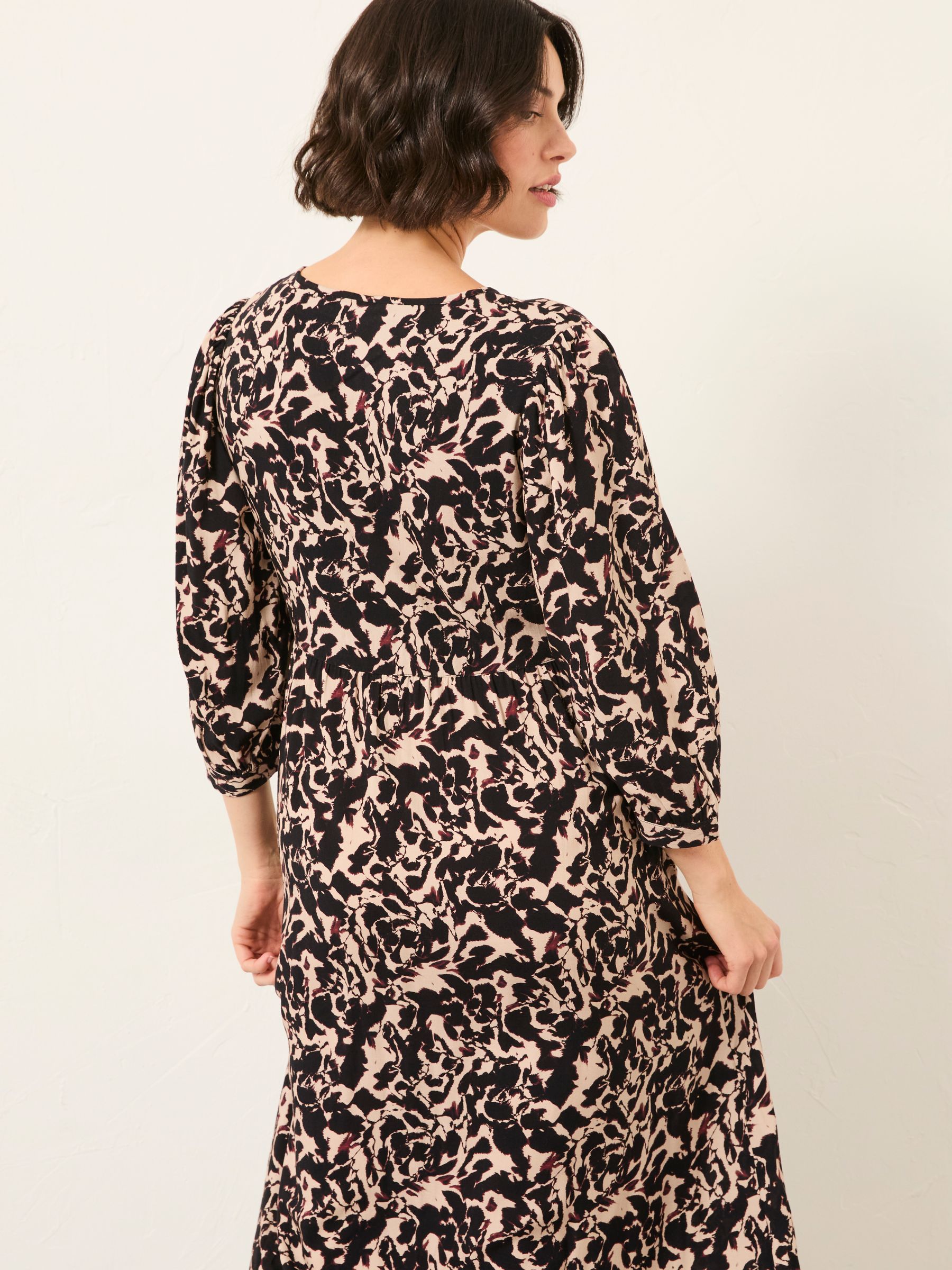 Pippin Black Animal Swirl Regular Midi Dress - Image 5 of 7