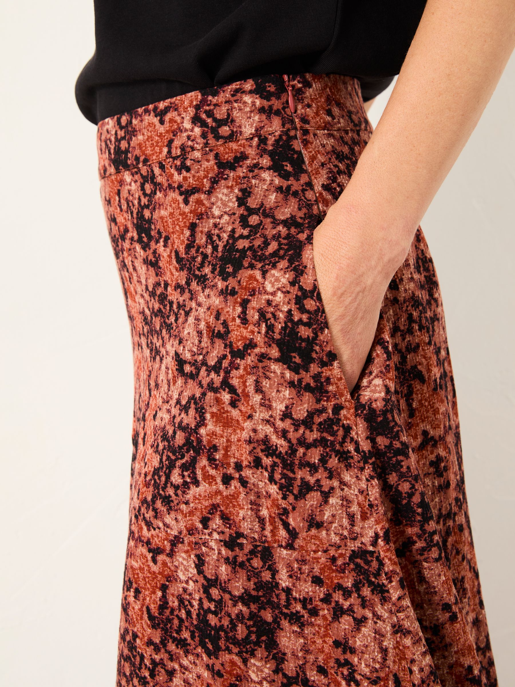 Skye Dusky Purple Vintage Texture Midi Skirt - Image 5 of 6