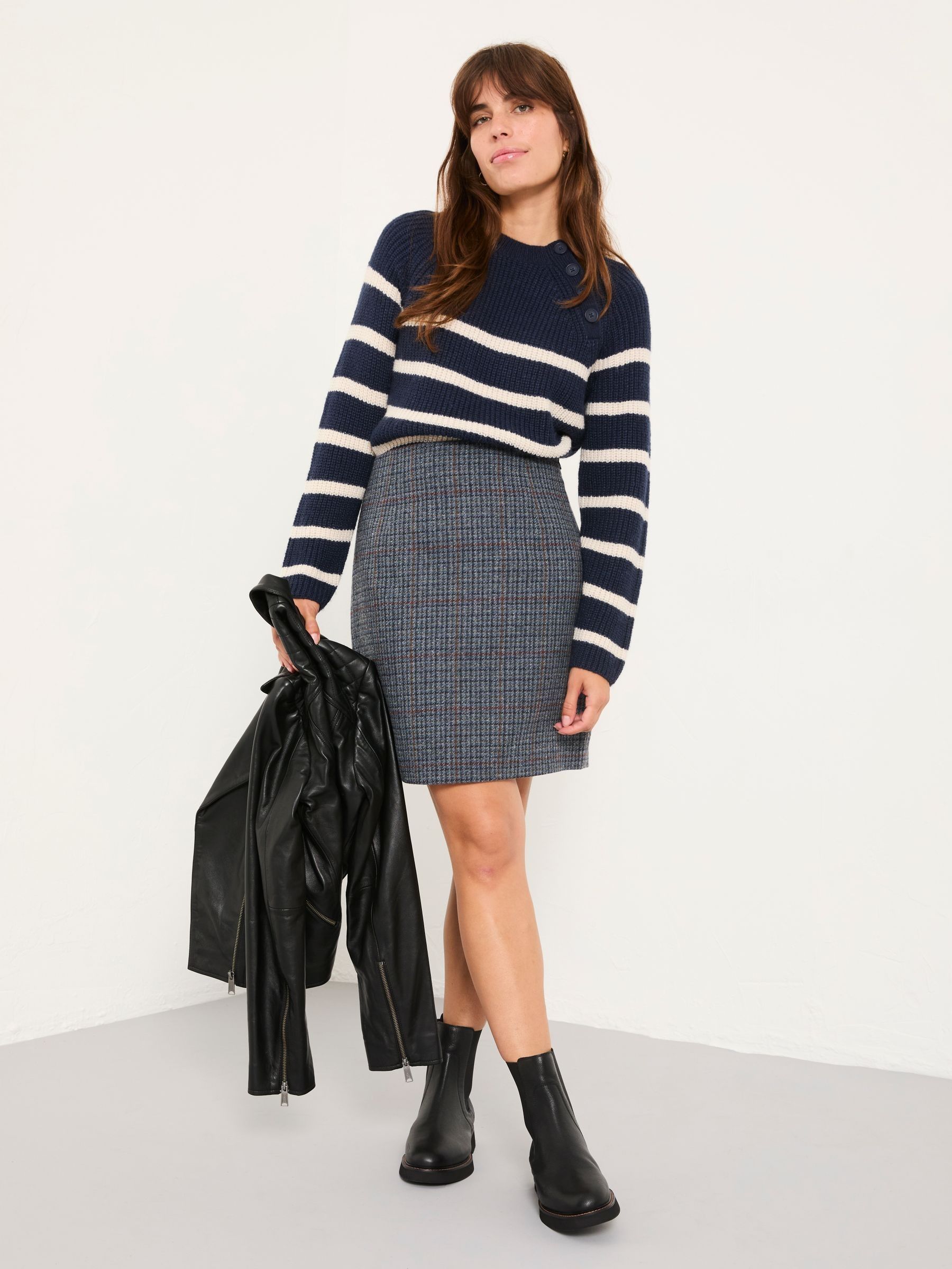 Jackie Charcoal Grey Tweed Wool Skirt - Image 4 of 7