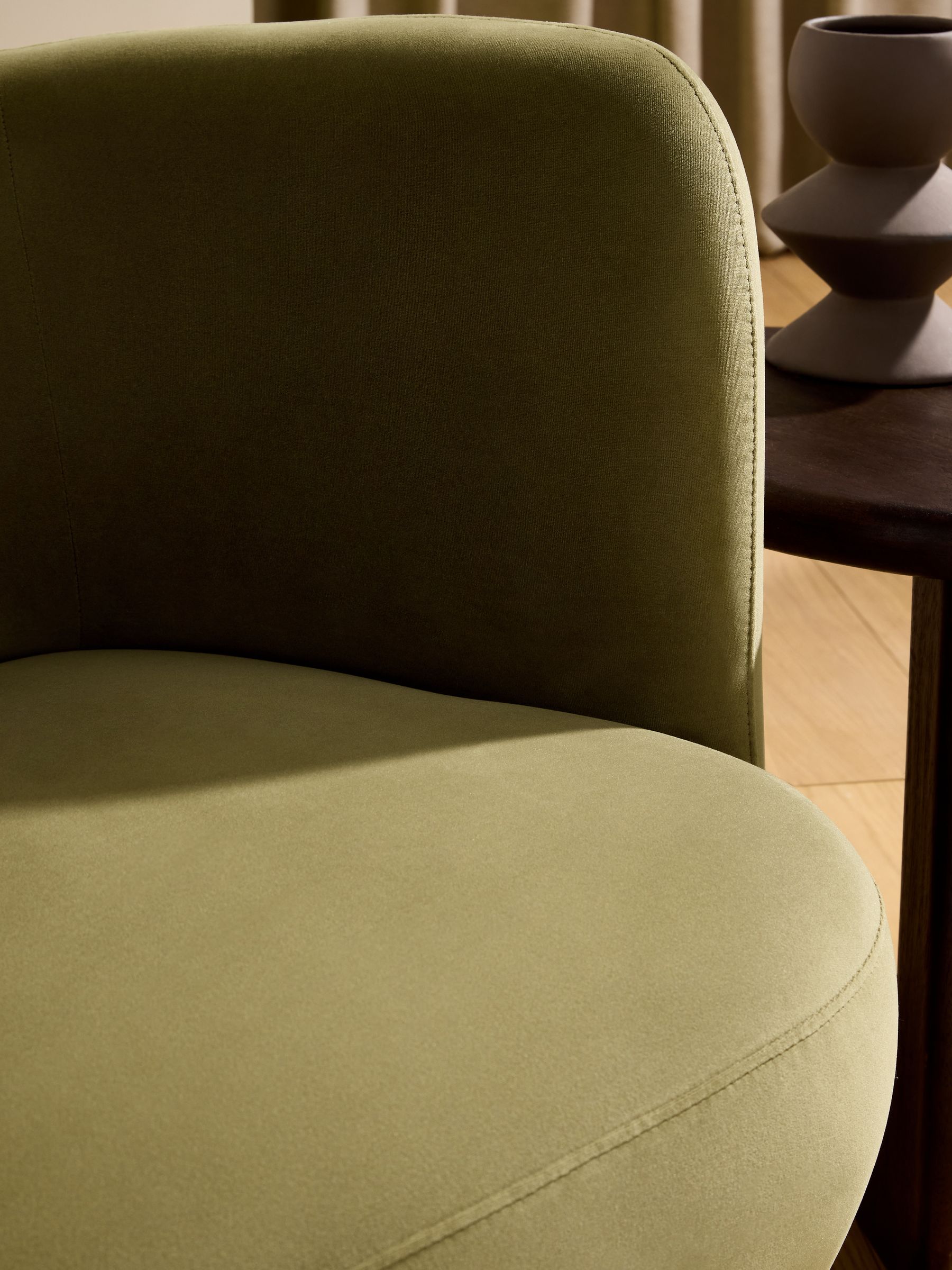 Novara Swivel Accent Chair in Fern Green Velvet - Image 3 of 6