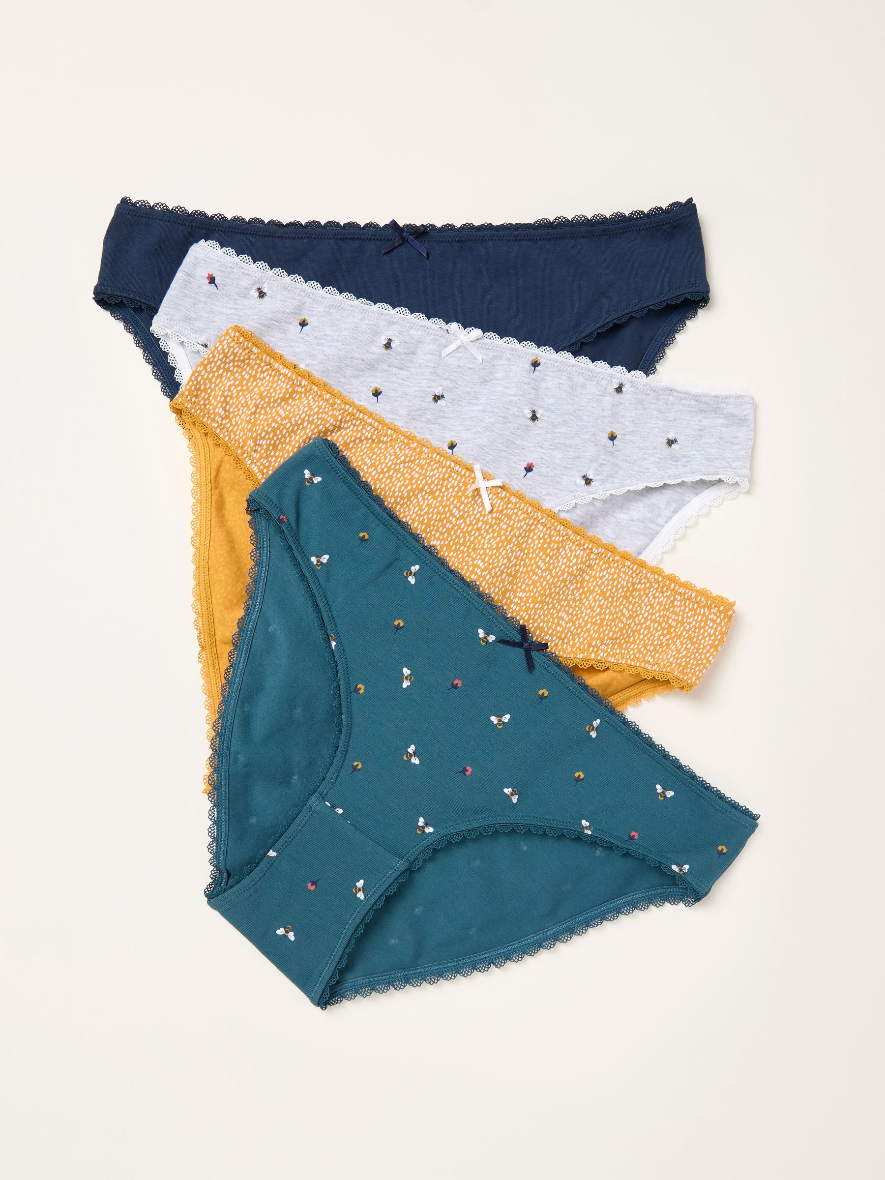 Multi 4 Pack of Bee Print Classic Knickers - Image 1 of 2