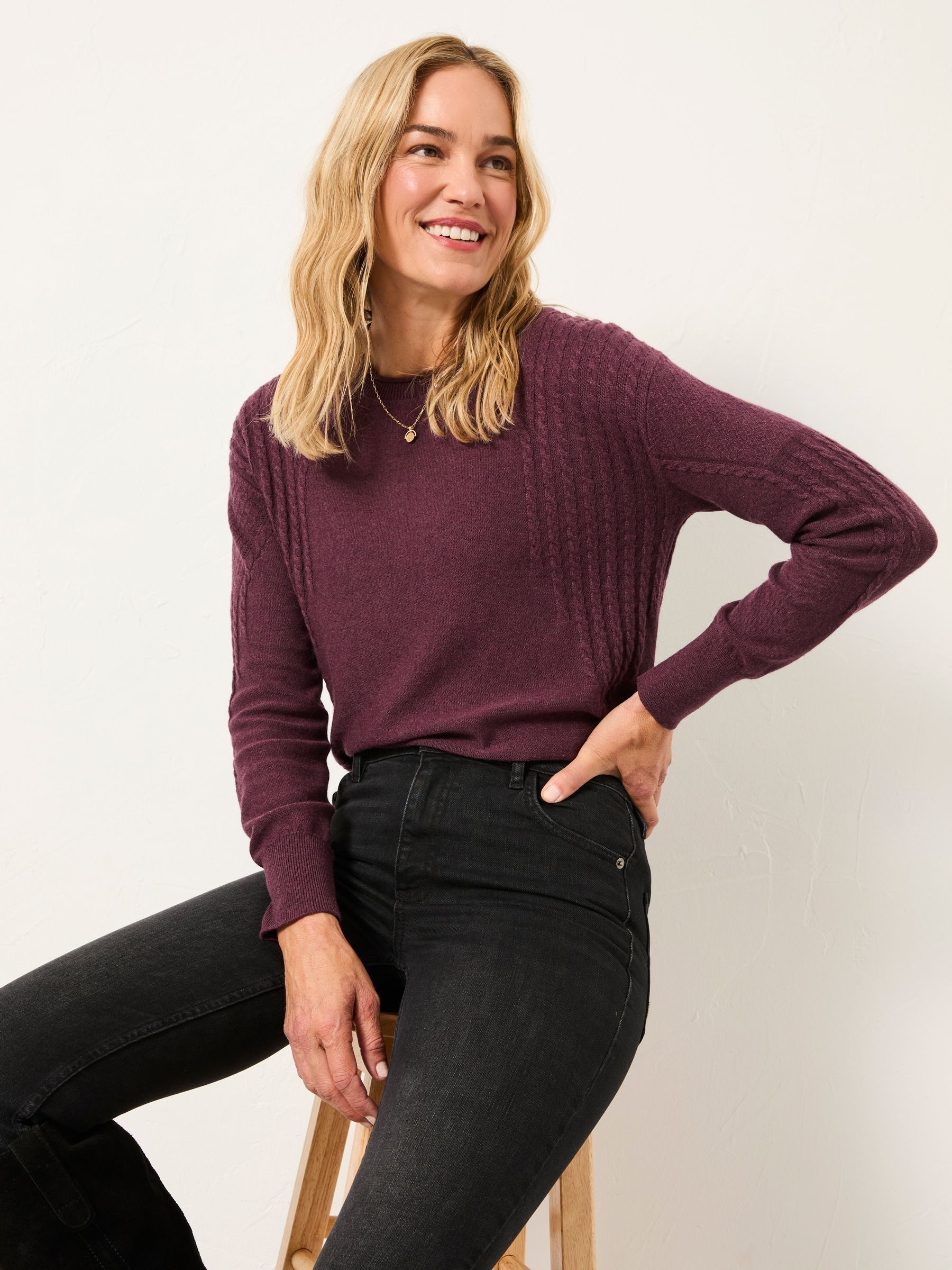 Delphine Dusky Purple Fine Gauge V Neck Jumper - Image 5 of 6