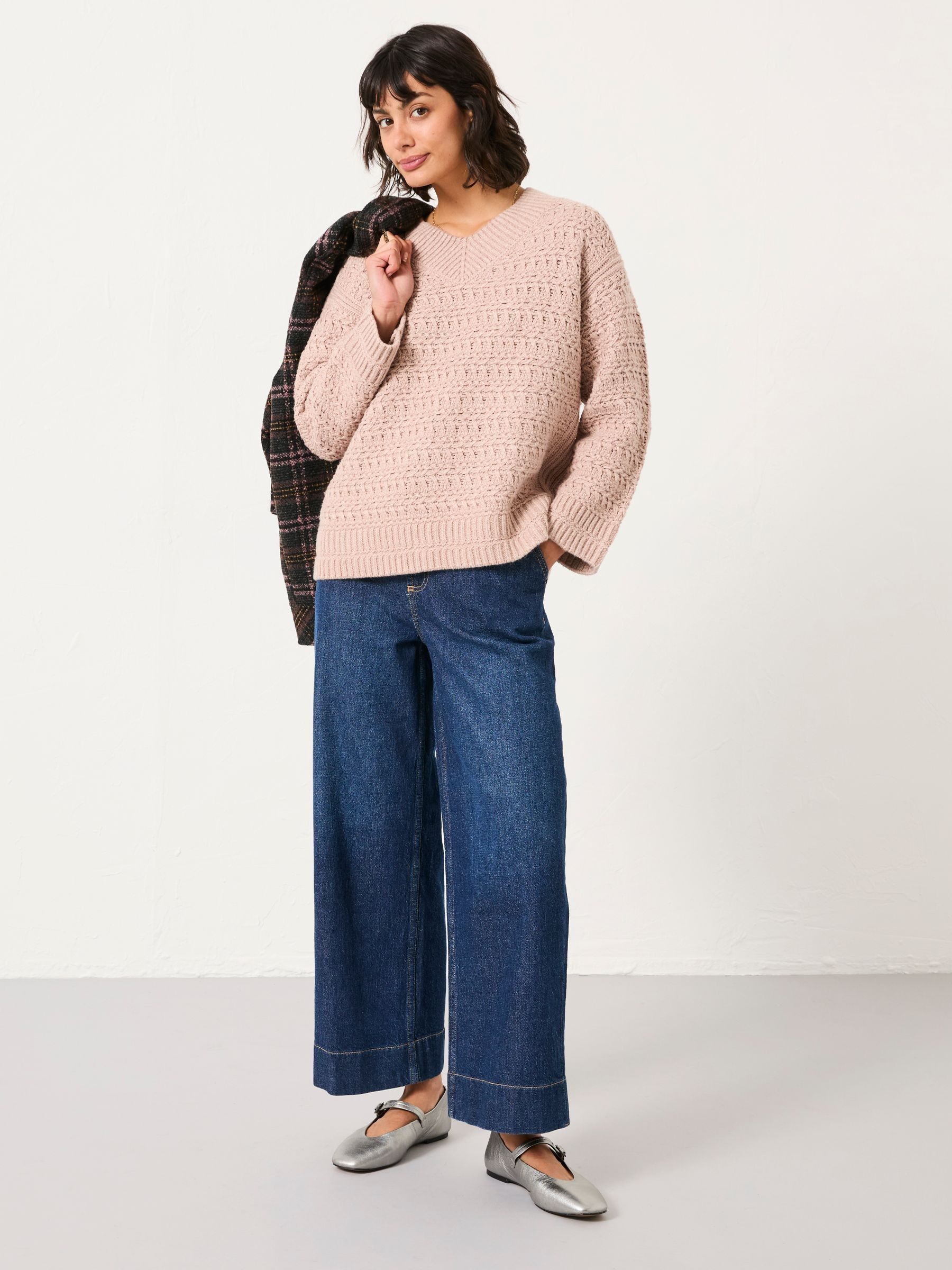 Stella Natural V Neck Knitted Jumper - Image 5 of 6