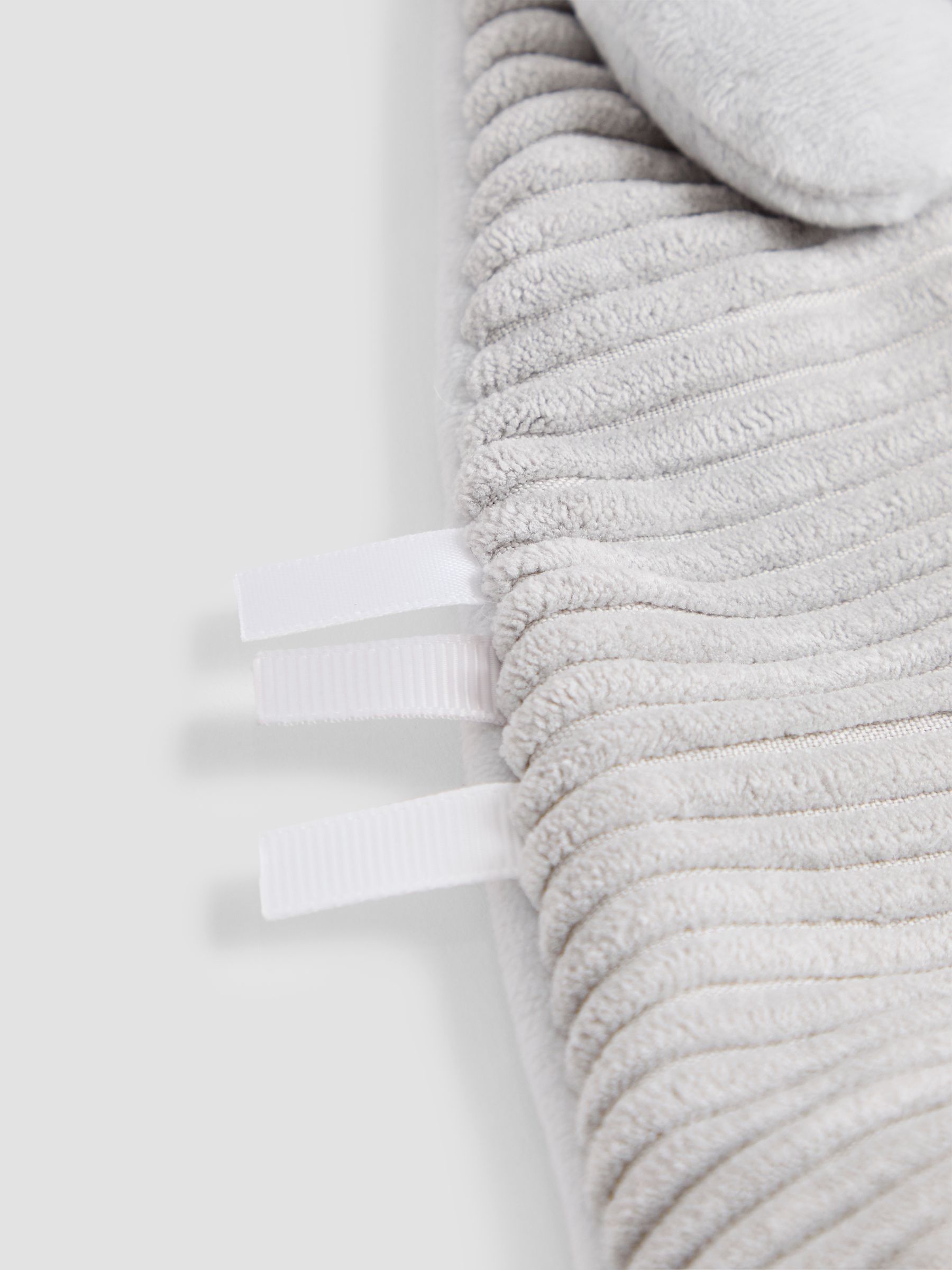 Comforter - Image 3 of 3