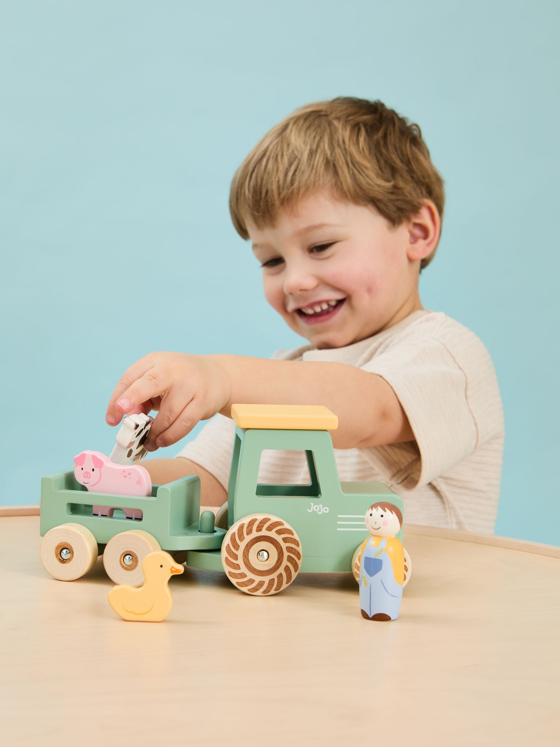 Farm Tractor and Trailer Set - Image 2 of 7