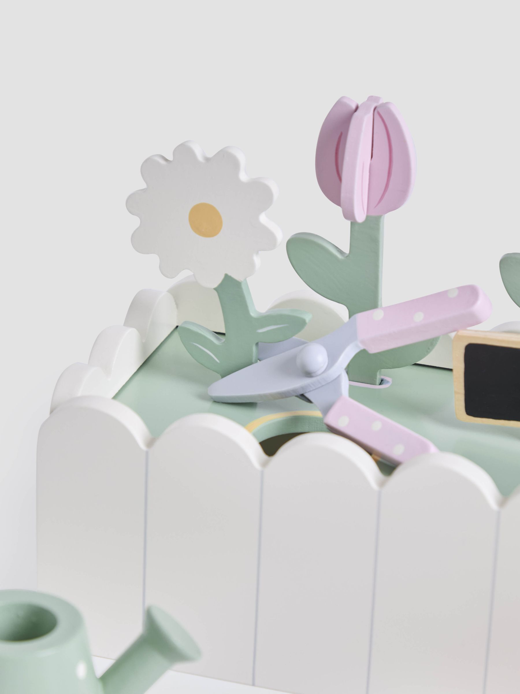 Flower Garden Set - Image 8 of 11