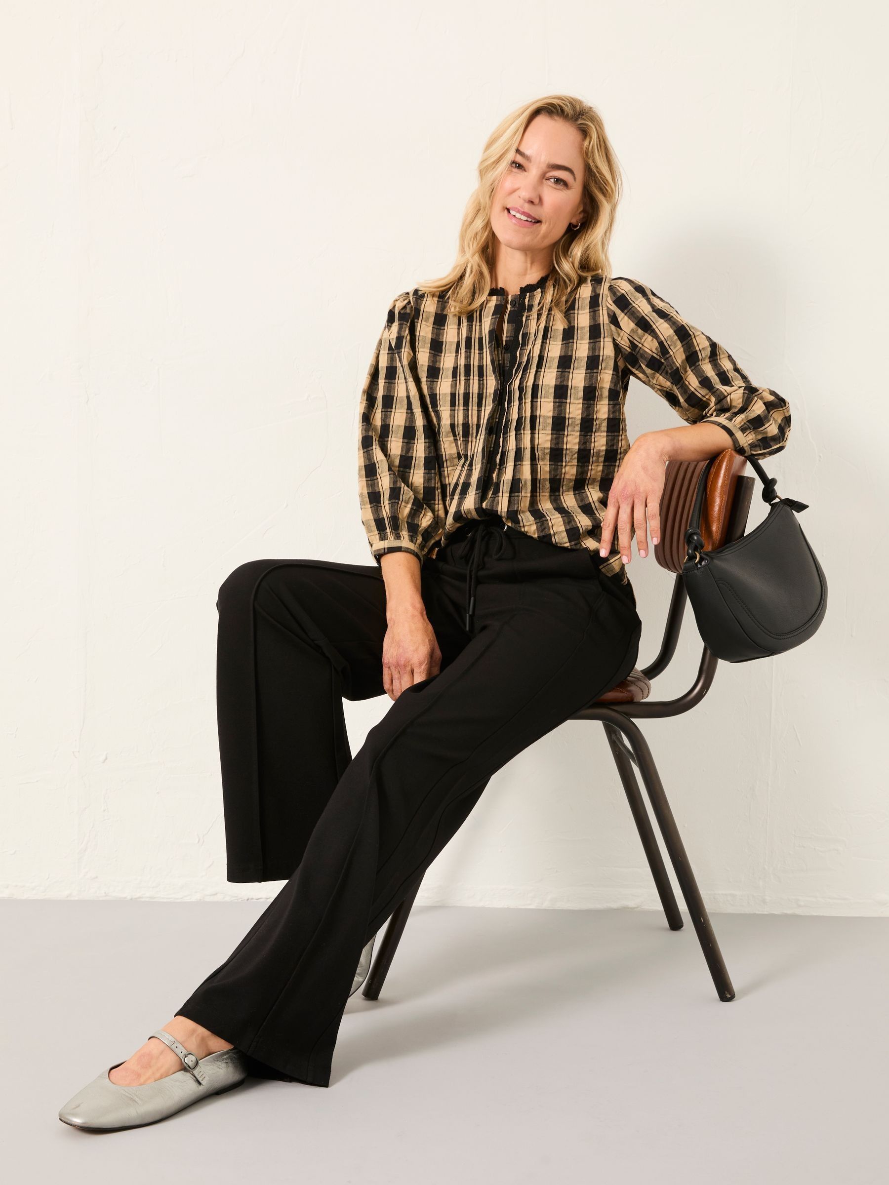 Ely Black Ponte Wide Leg Trouser - Image 4 of 5