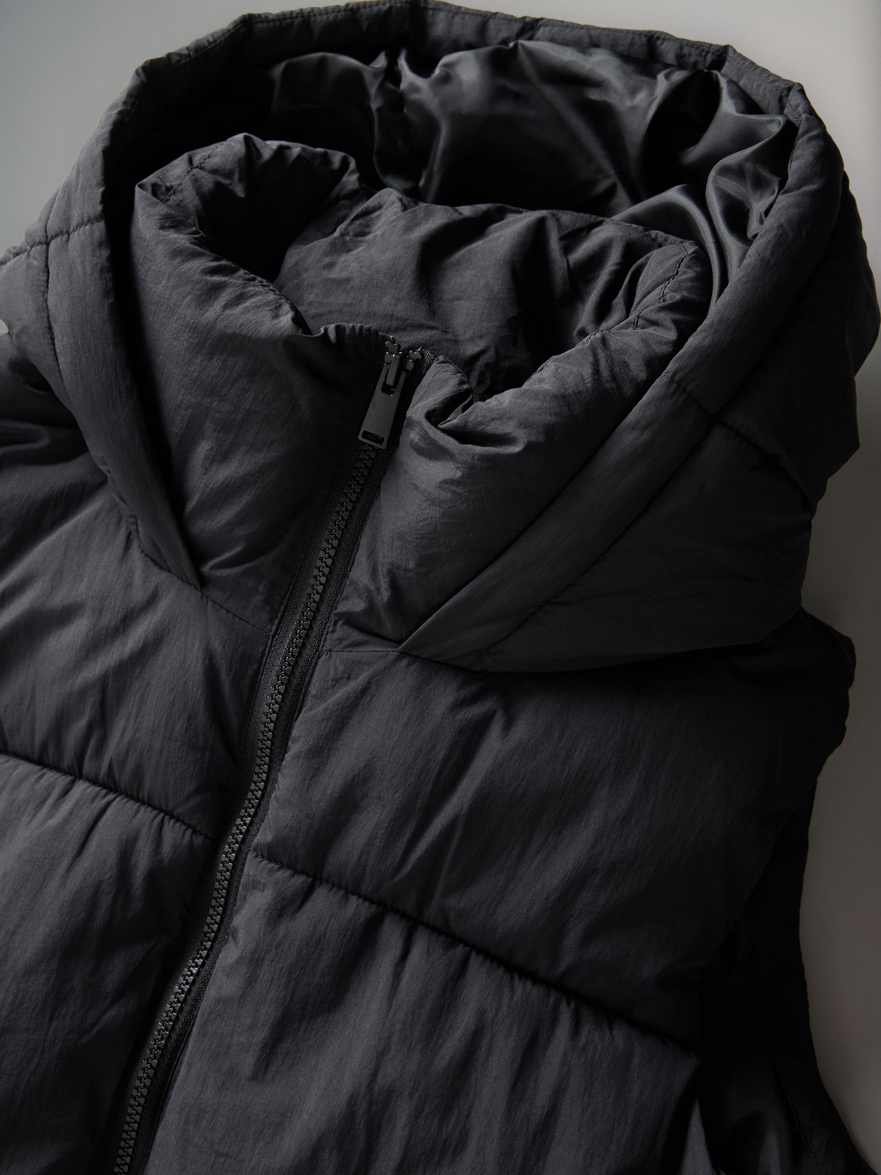 Black Maxi Padded Gilet Coat - Image 6 of 6 Black Maxi Padded Gilet Coat - Image 6 of 6