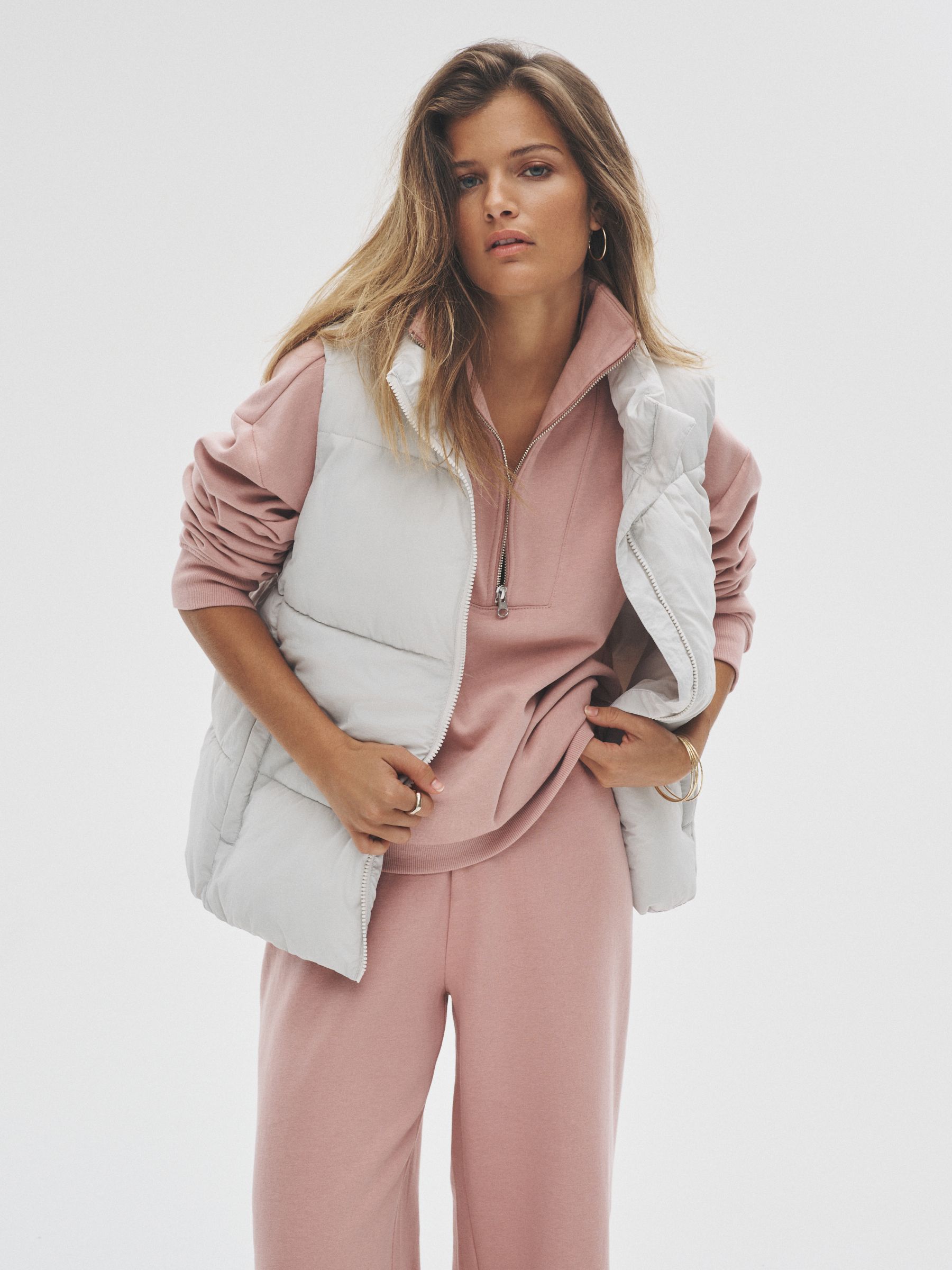 2 Pack Padded Gilets - Image 7 of 11