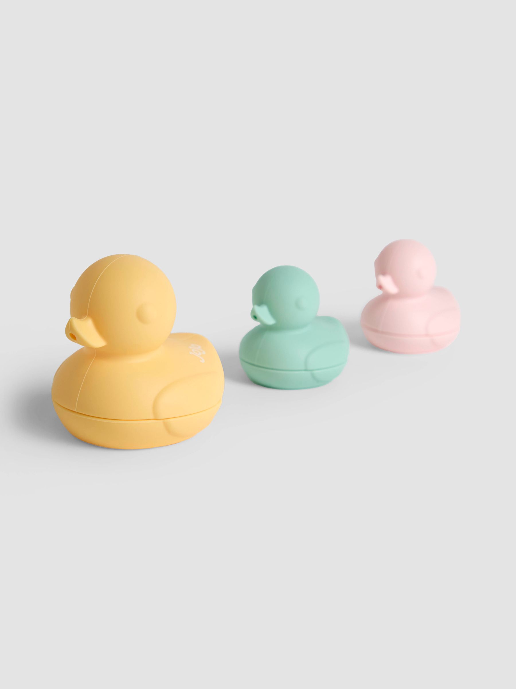 Set of 3 Silicone Bath Ducks - Image 2 of 4