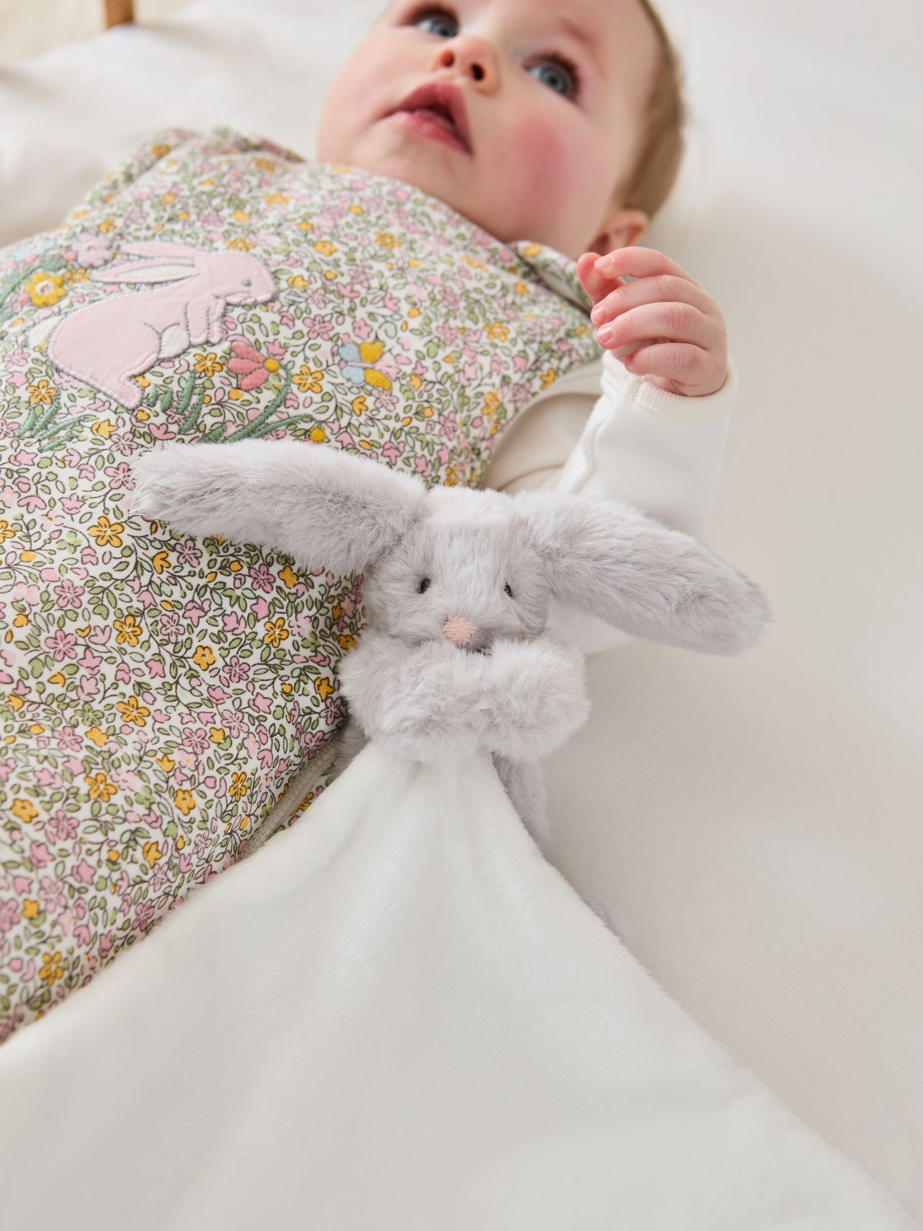 hana様御予約❤生後10日♡子猫ちゃんとうさちゃんのぬいぐるみ♡おむつ♡ Grey Mabel Bunny Plush Comforter | JoJo Maman Bébé