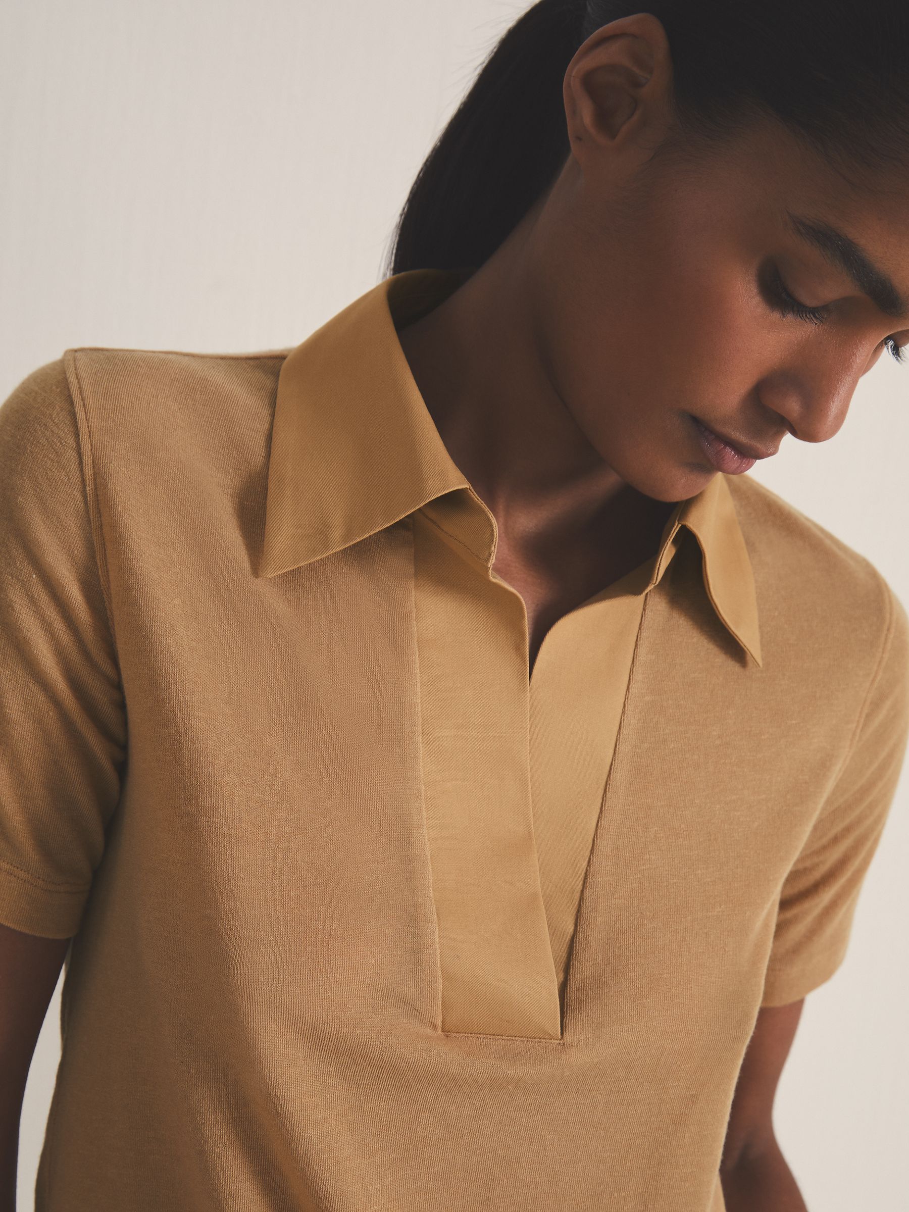 Reiss | Les 100 Ciels Polo Shirt With Cashmere in Tan - Image 4 of 6