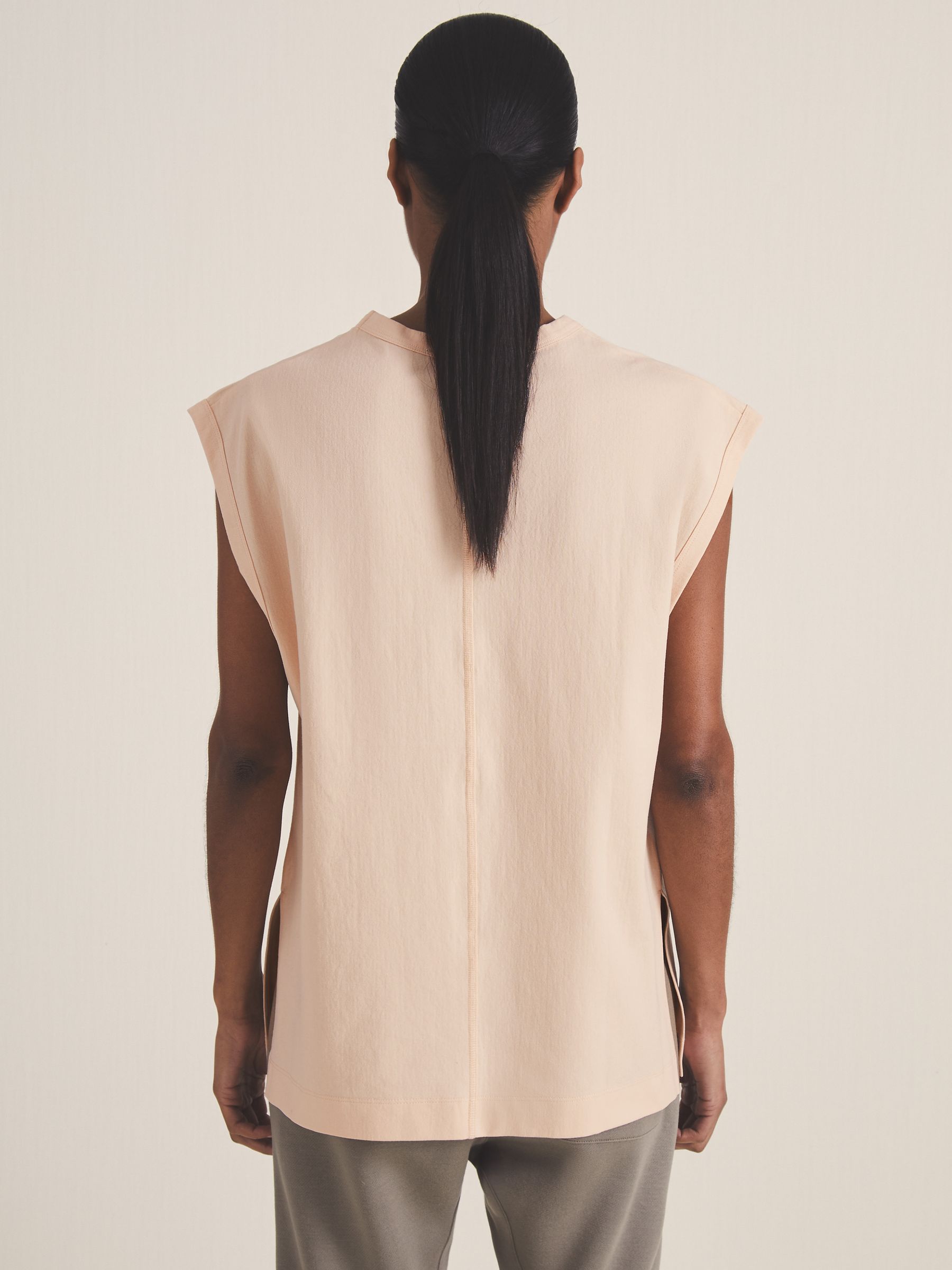 Reiss | Les 100 Ciels Oversize Vest in Peach - Image 4 of 5