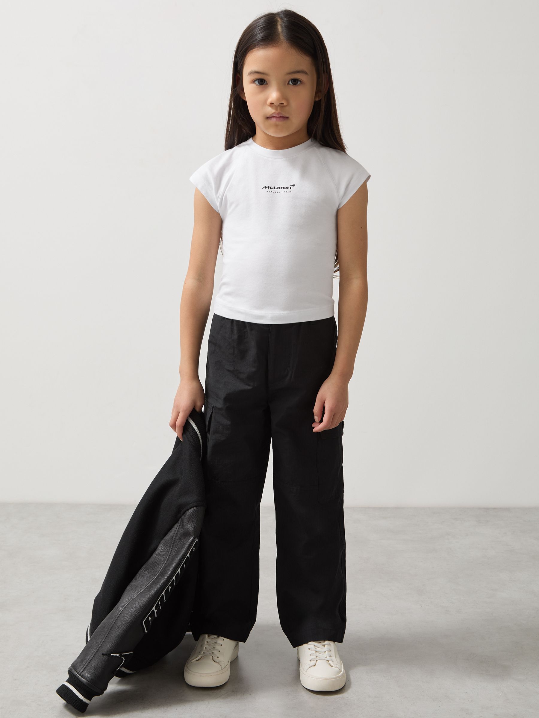 13-14 yrs McLaren F1 Team Cropped Logo T-Shirt in White - Image 3 of 5