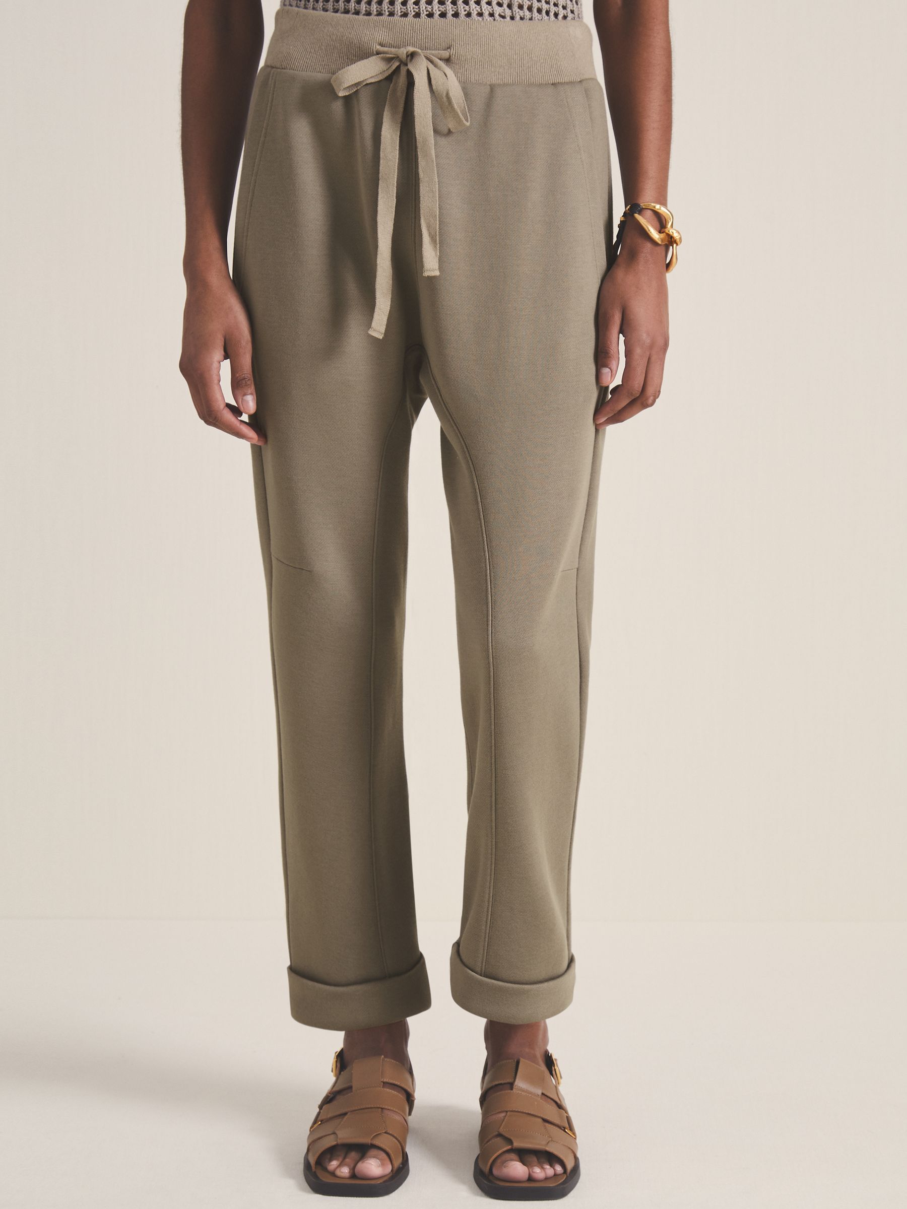 Reiss | Les 100 Ciels Jersey Joggers in Sage Green - Image 3 of 6