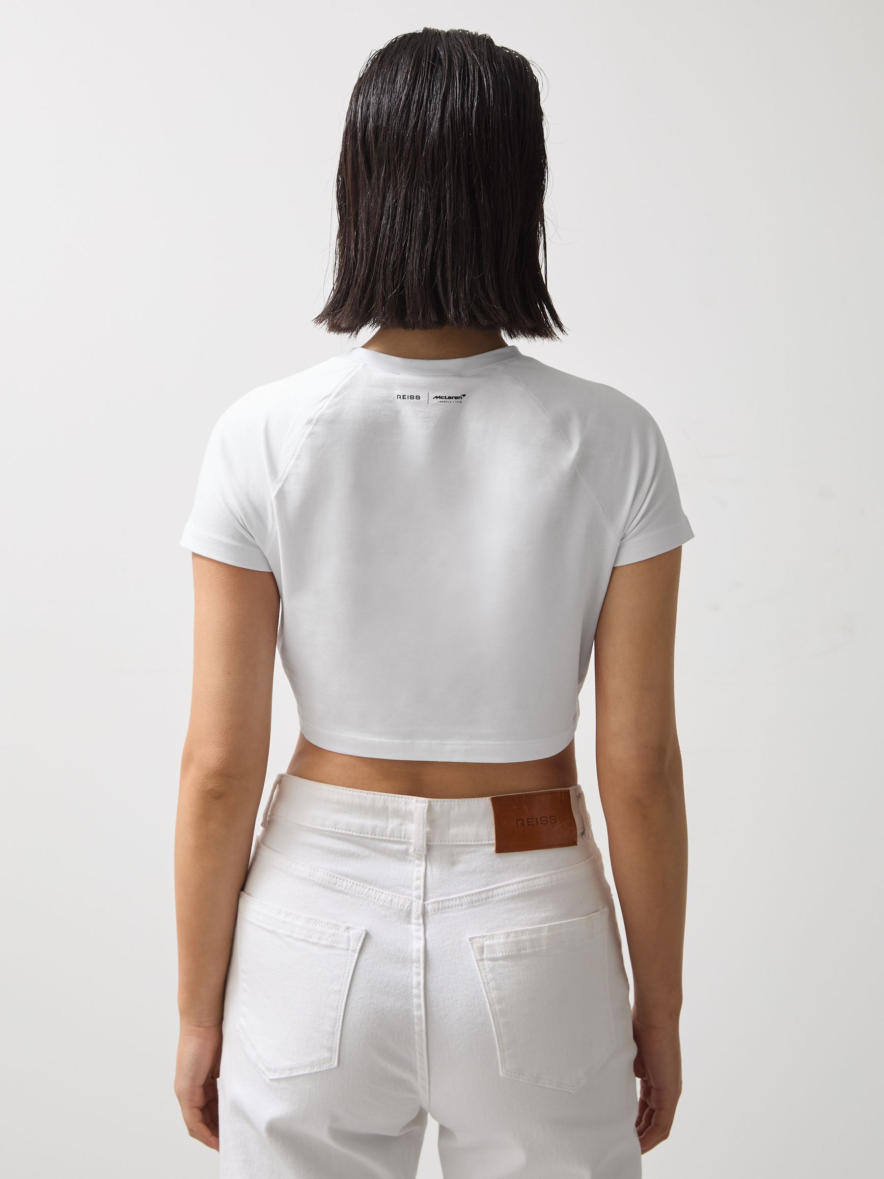 McLaren F1 Team Cropped Logo T-Shirt in White - Image 4 of 6